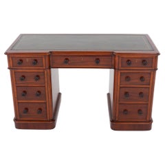 Scrivania vittoriana a piedistallo in mogano antico 1860