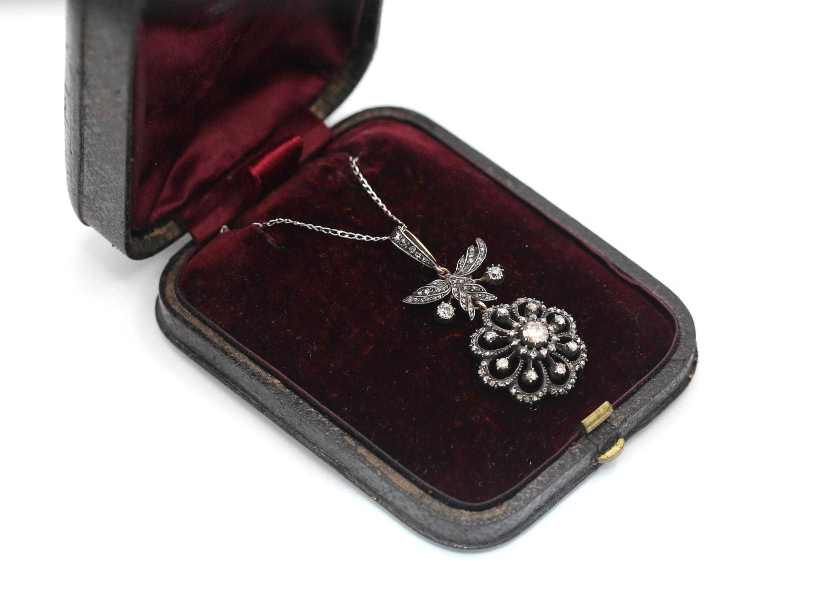 Victorian Pendant Rose-Cut Diamonds Flower Boxed, 1890 For Sale 11