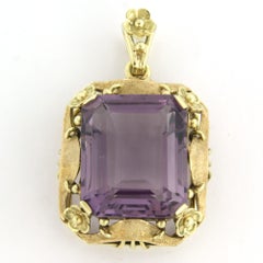 Victorian Pendant with amethyst up to 15.00ct 14k gold 10.5 grams