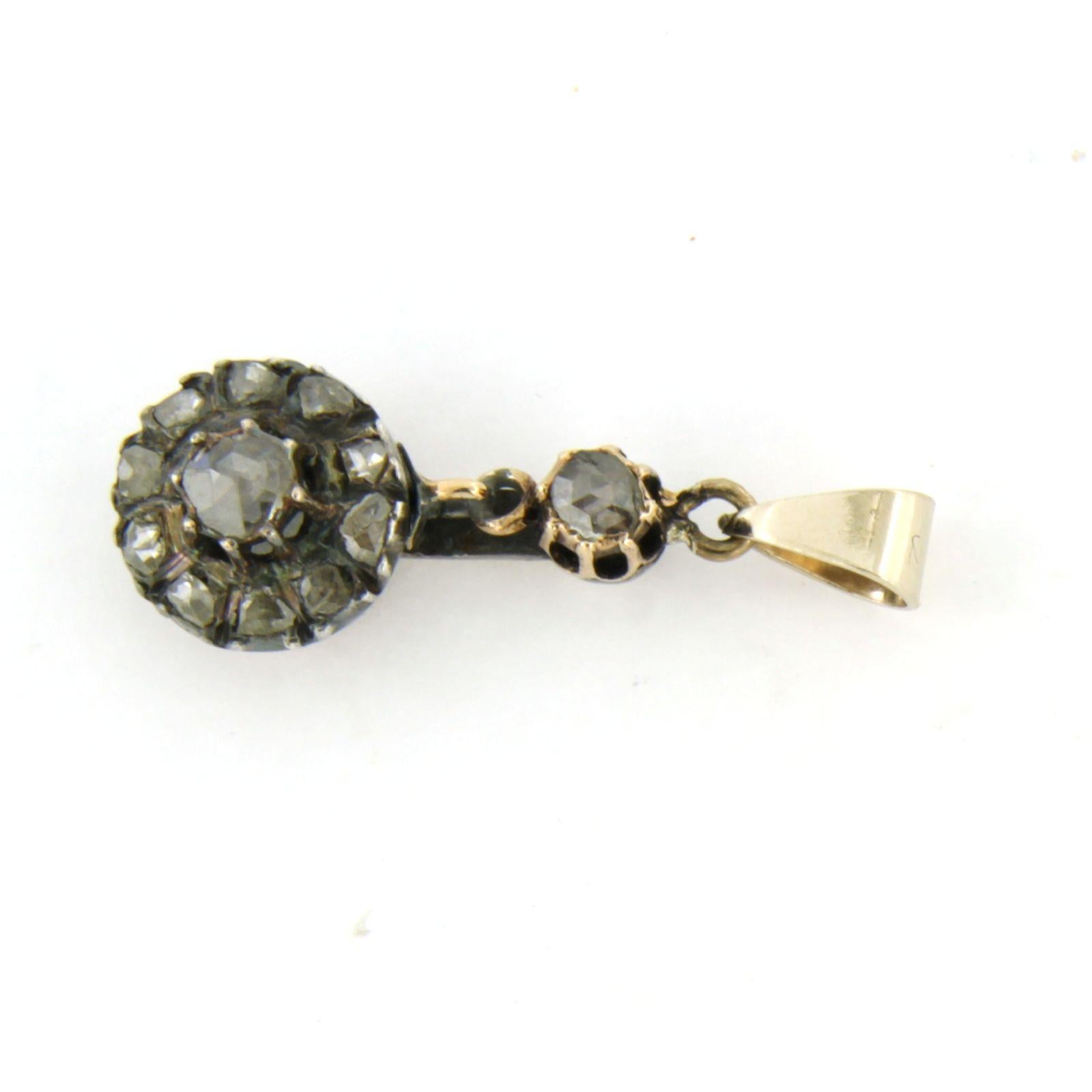 Viktorianischer Anhänger mit Diamanten im Rosenschliff bis zu 0,30ct 14k Gelbgold und Silber im Angebot 1