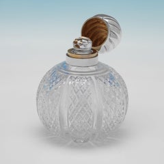 Frasco de perfume victoriano fabricado por John Newton Mappin en Londres en 1887