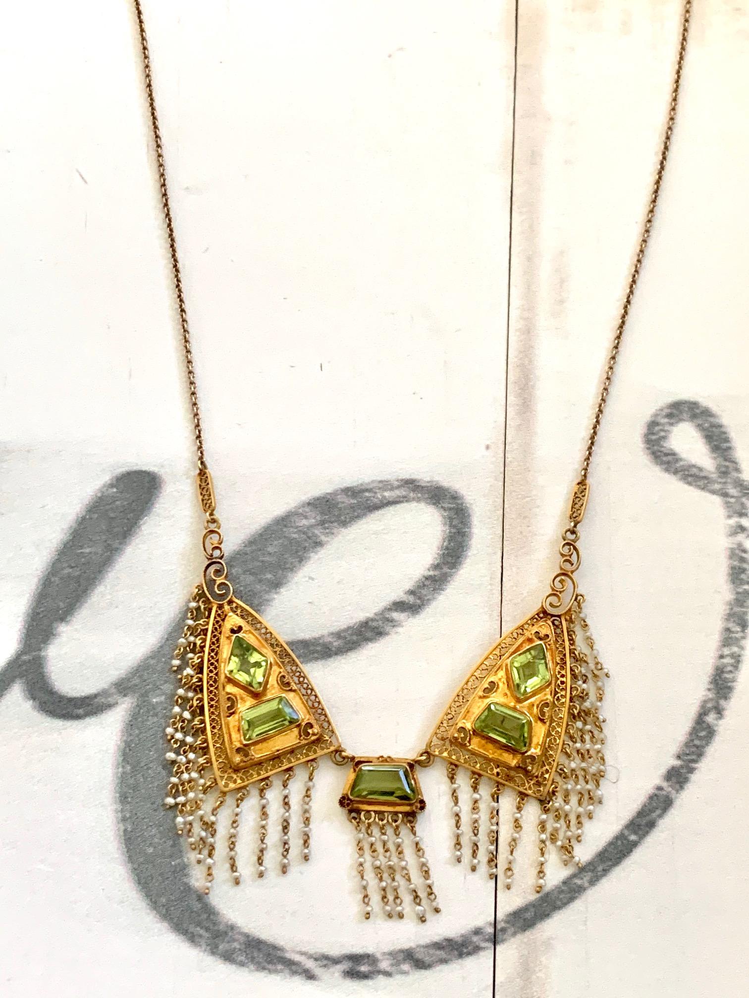 Victorian Peridot and Seed Pearl 14 Karat Yellow Gold Necklace 2