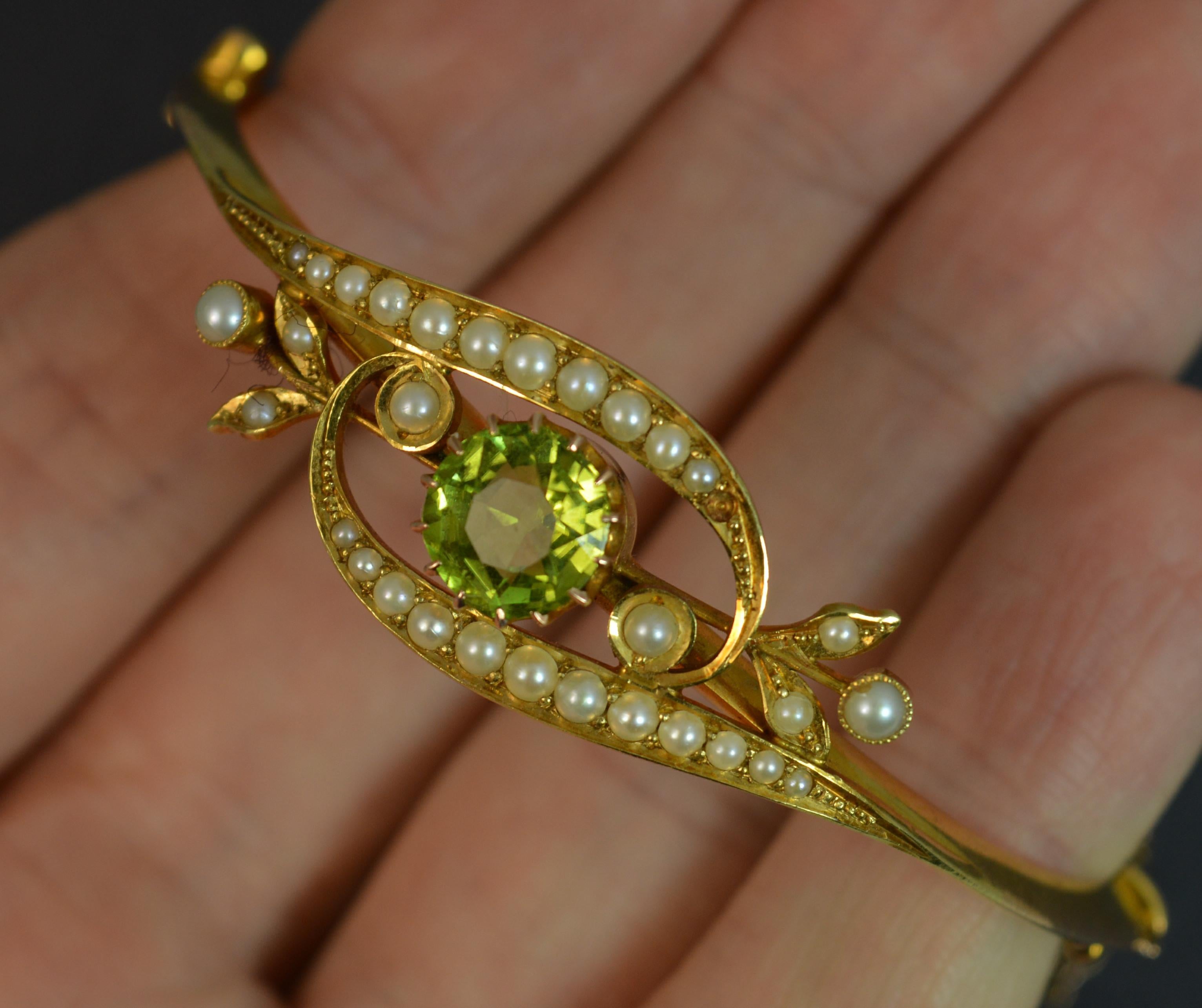 Victorian Peridot and Seed Pearl 15 Carat Gold Bangle In Excellent Condition In St Helens, GB