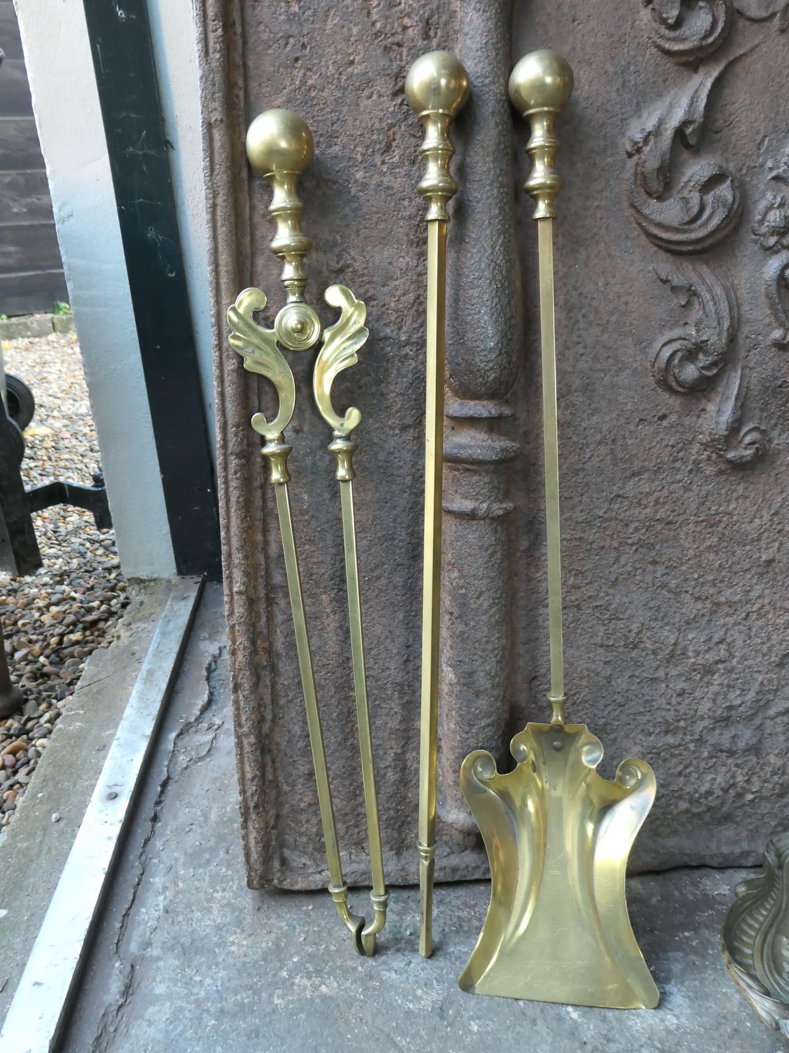 Tisonnier anglais d'époque victorienne ou tisonnier de cheminée en vente 12