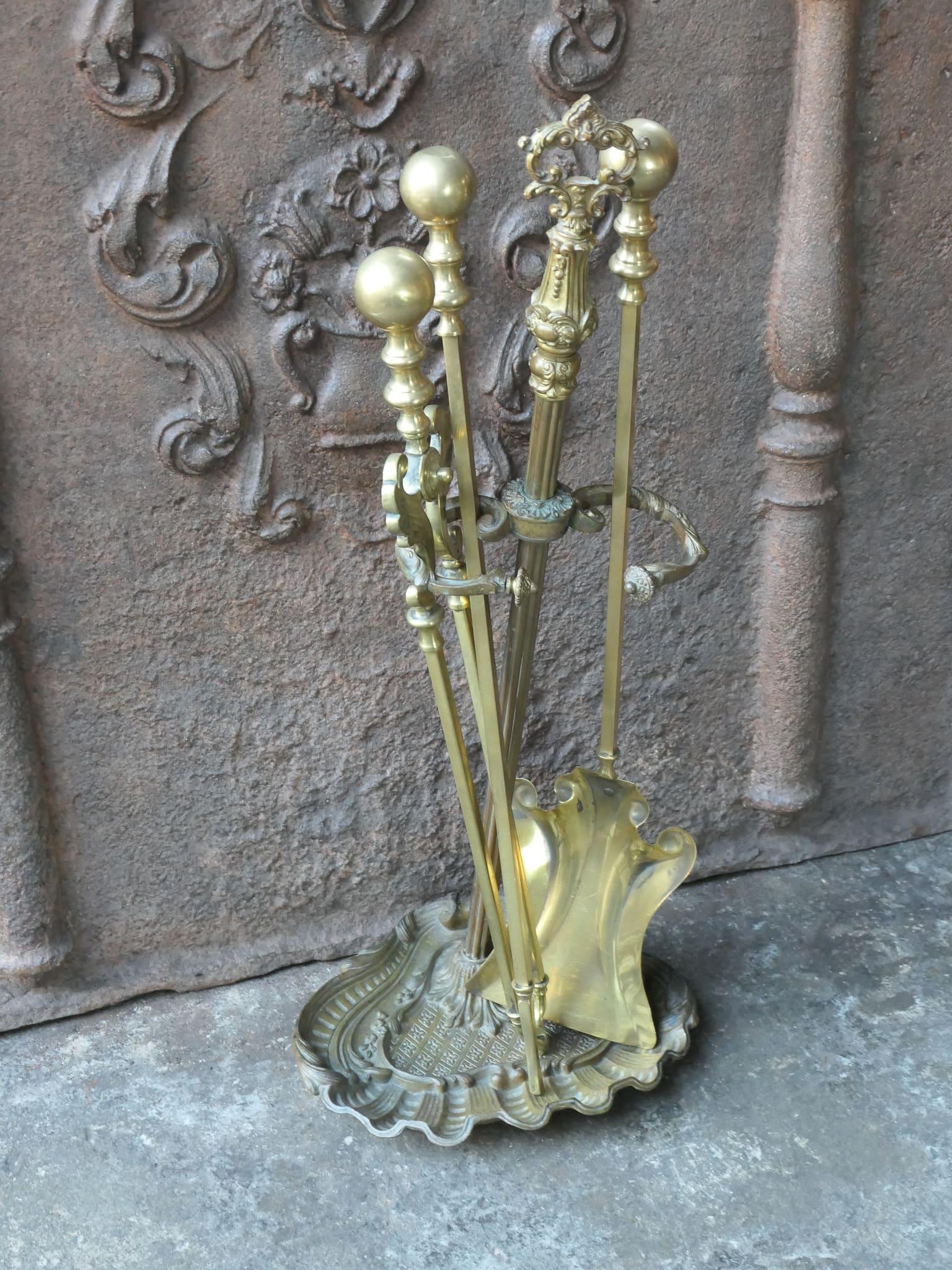 XIXe siècle Tisonnier anglais d'époque victorienne ou tisonnier de cheminée en vente