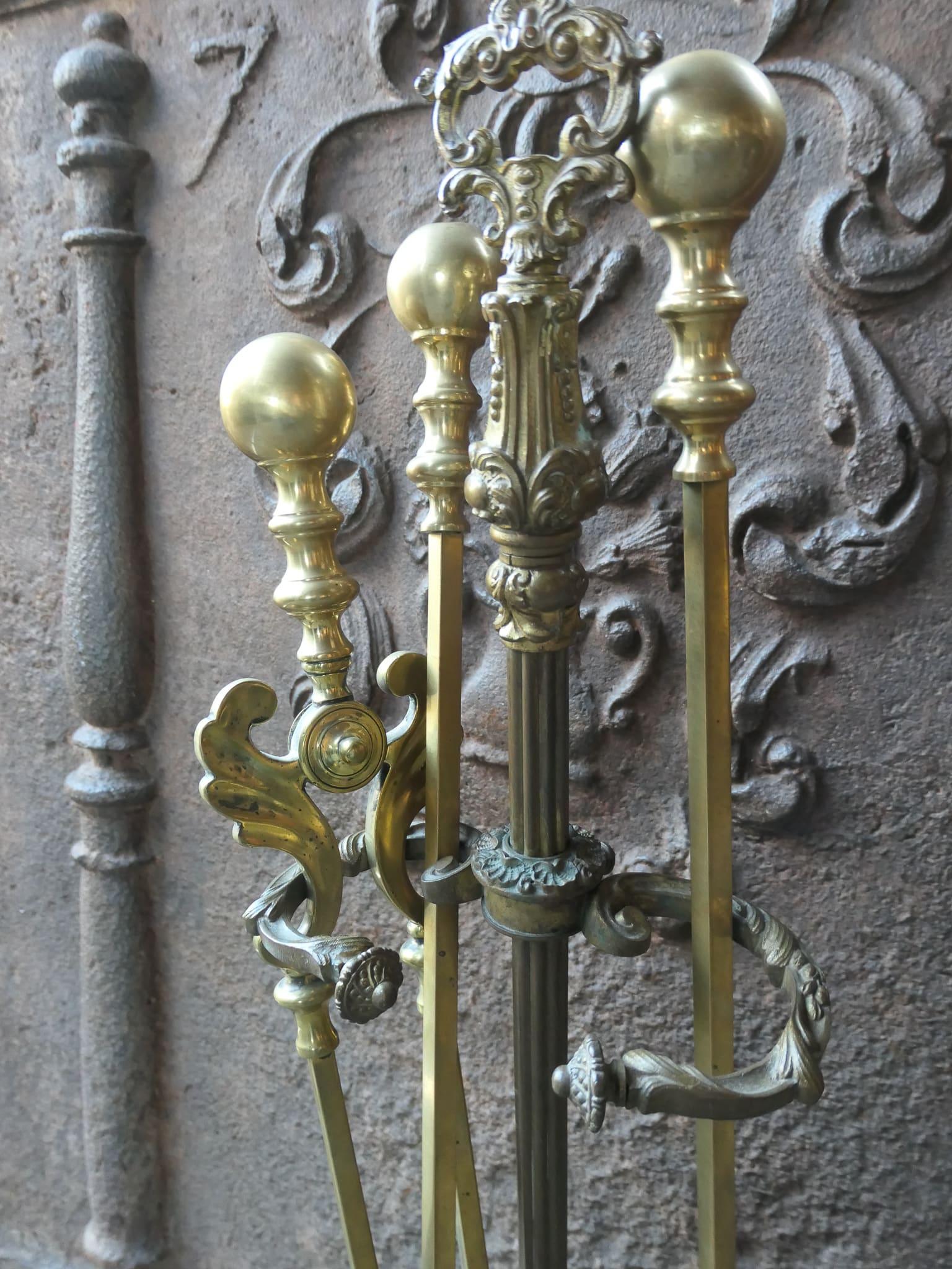 Tisonnier anglais d'époque victorienne ou tisonnier de cheminée en vente 2
