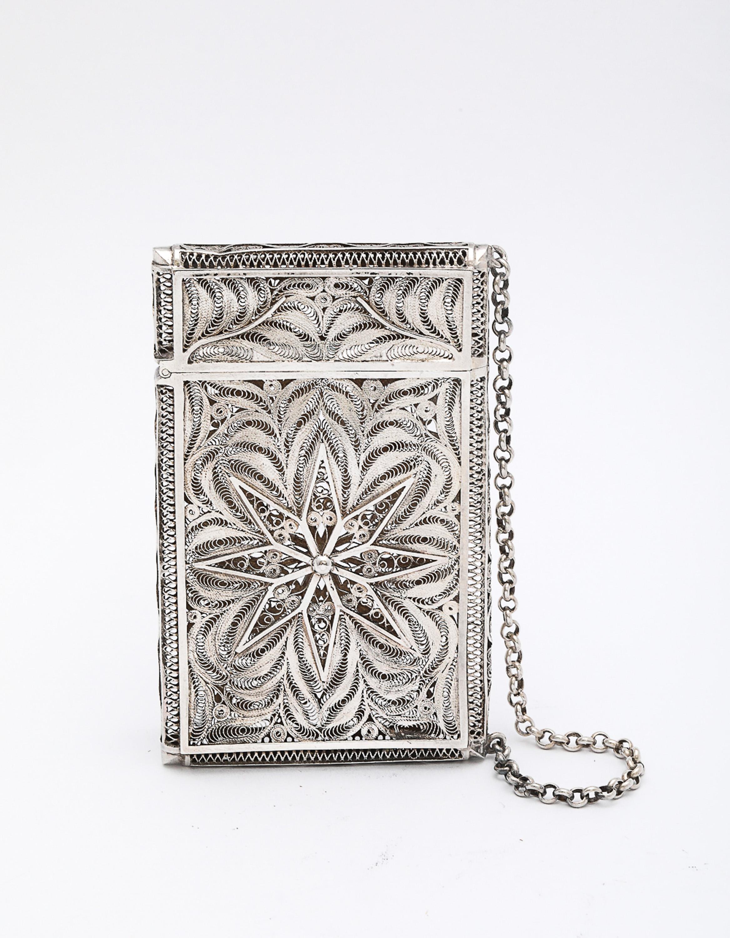 Estuche para tarjetas de visita/llamadas tejido a mano en plata de ley de la época victoriana Victoriano en venta