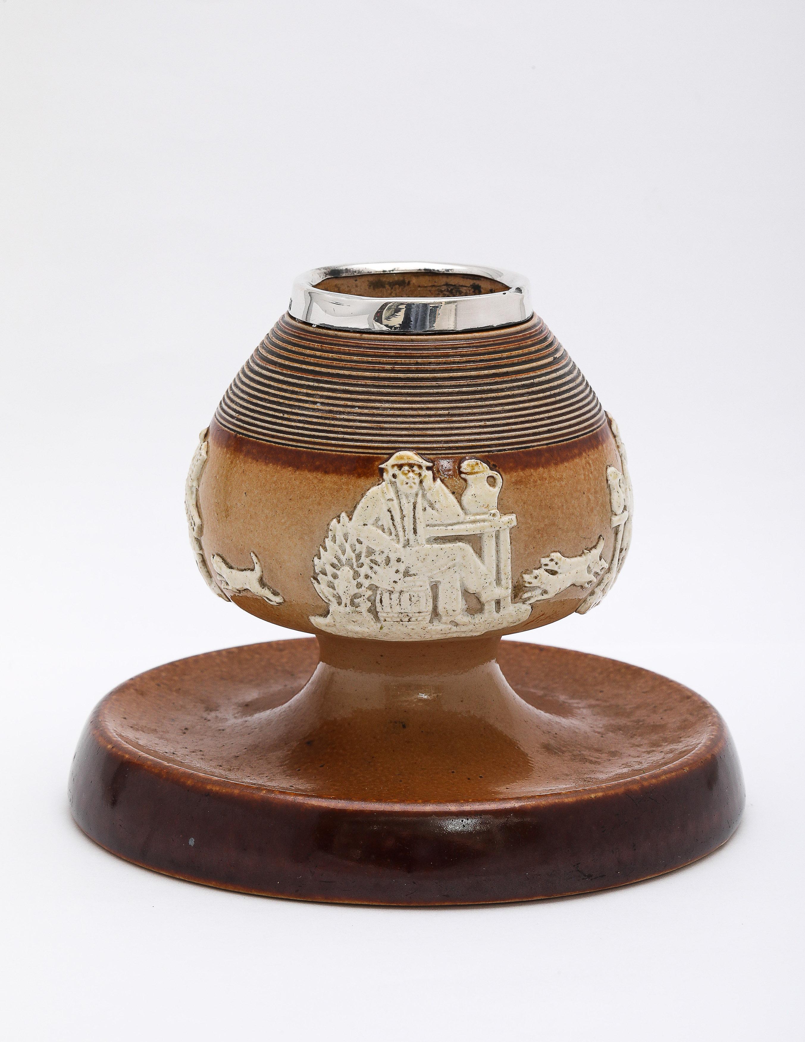 Grand marqueur de match Doulton Lambeth d'époque victorienne, monté en A Silver en vente 11