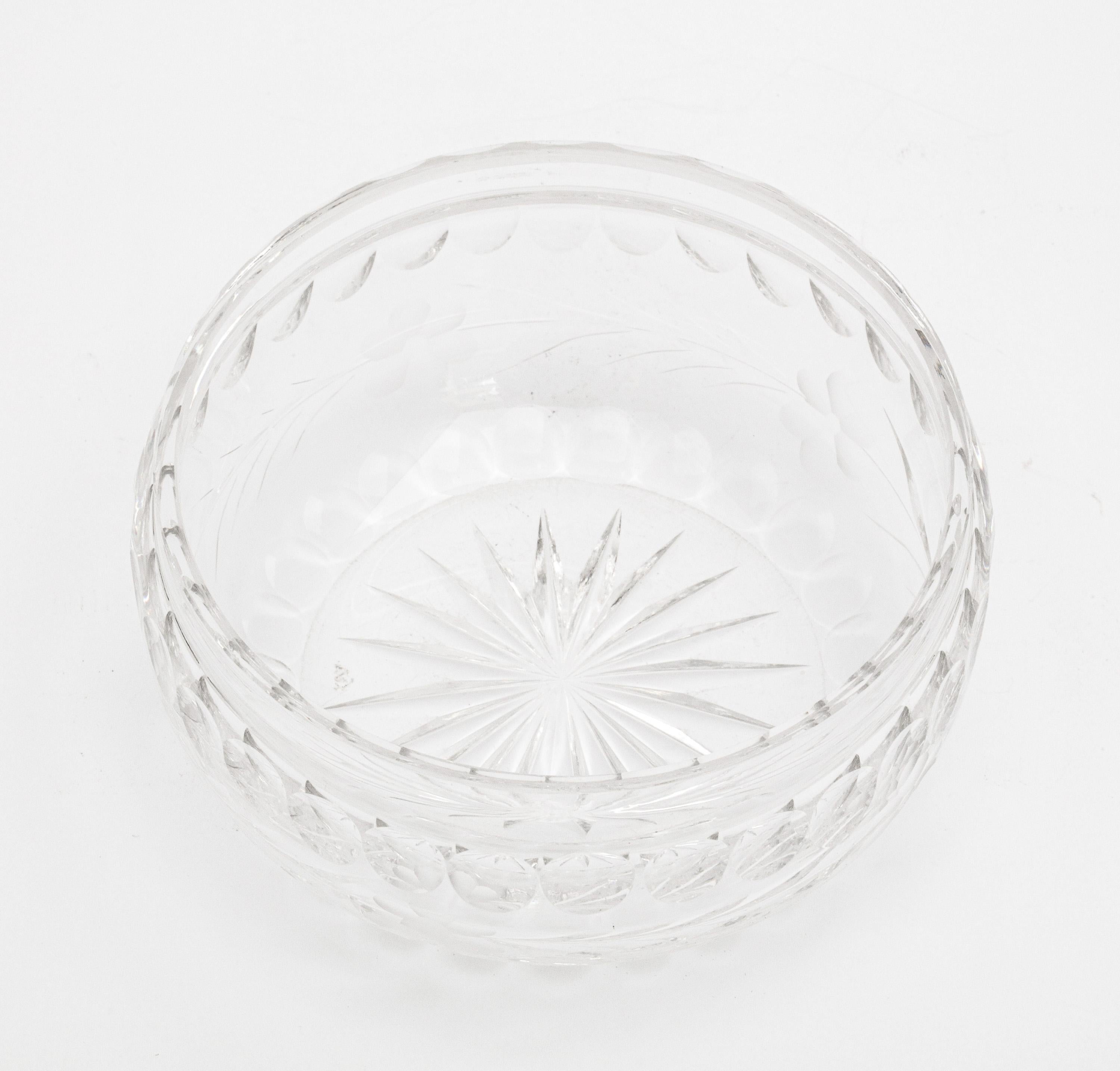 Kommodenglas aus Sterlingsilber und pfirsichfarbener Emaille aus der viktorianischen Periode mit Kristallbeschlägen im Angebot 10
