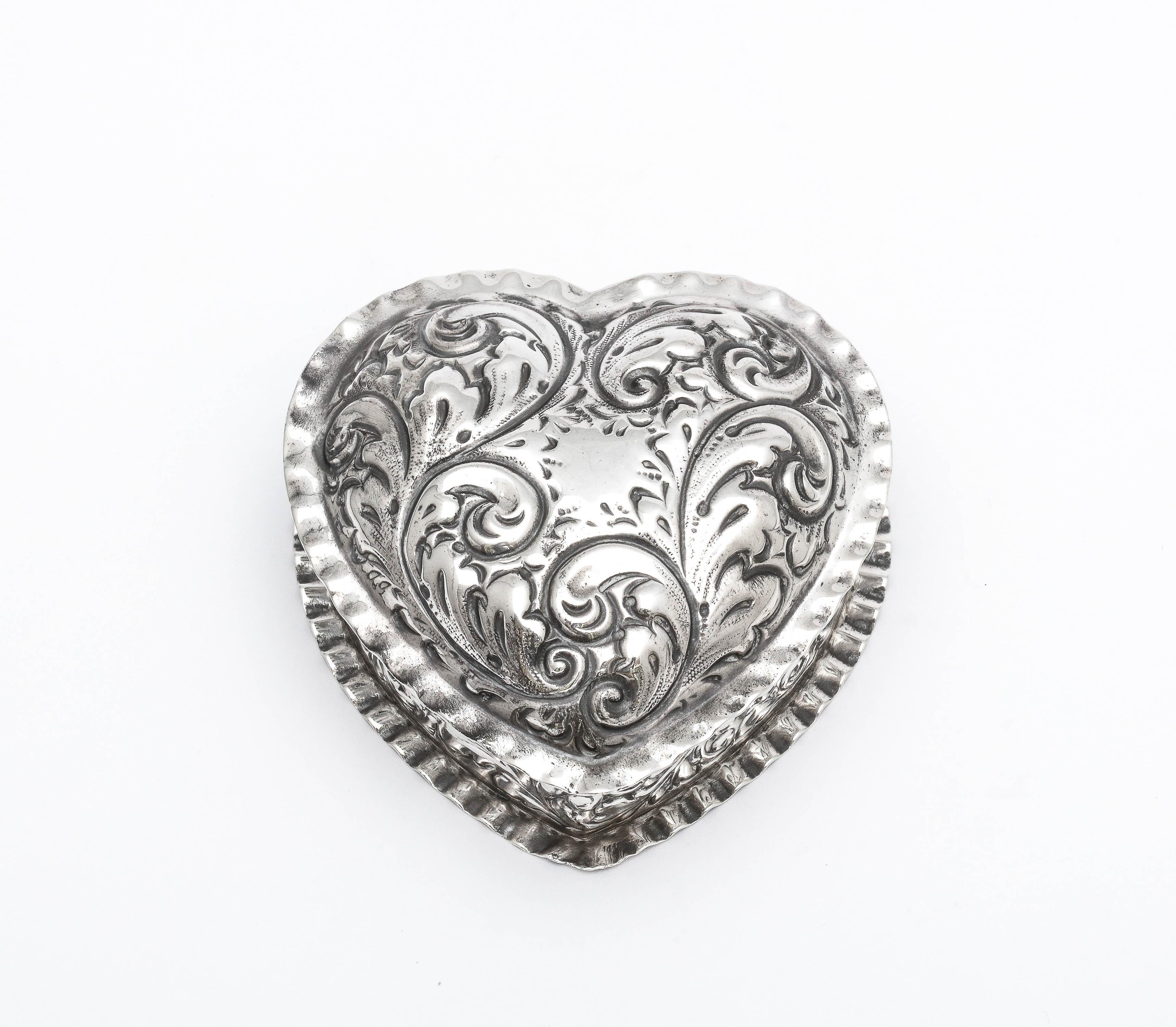 Victorian Period Sterling Silver Heart-Form Trinkets Box by Gorham 3