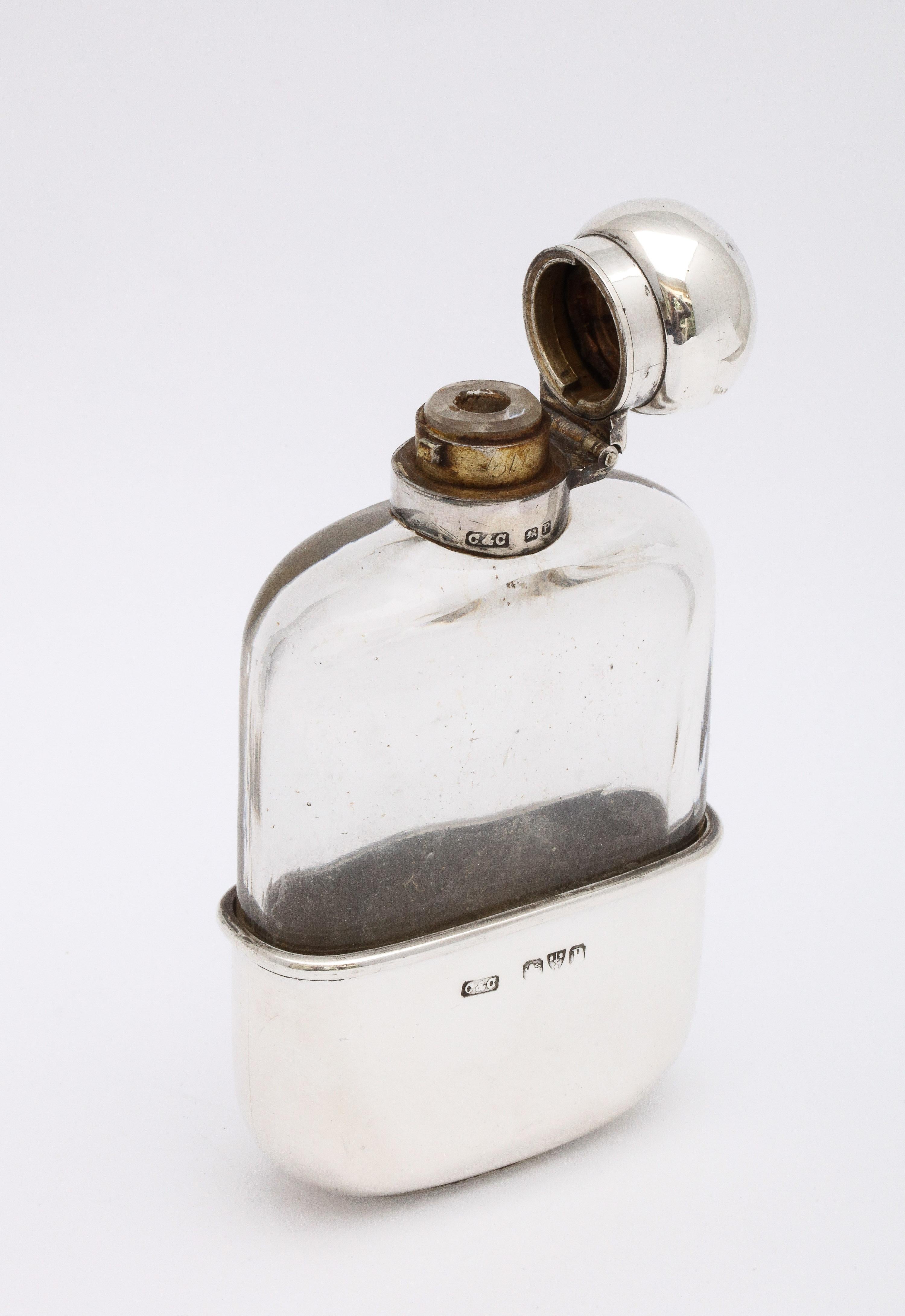Victorian Period Sterling Silver-Mounted Glass Liquor Flask with Hinged Lid For Sale 1