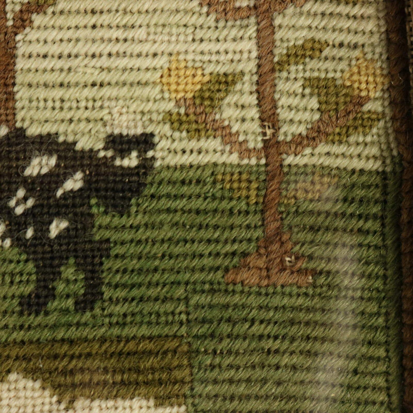 Broderie victorienne au petit point d'un berger avec des moutons en vente 4