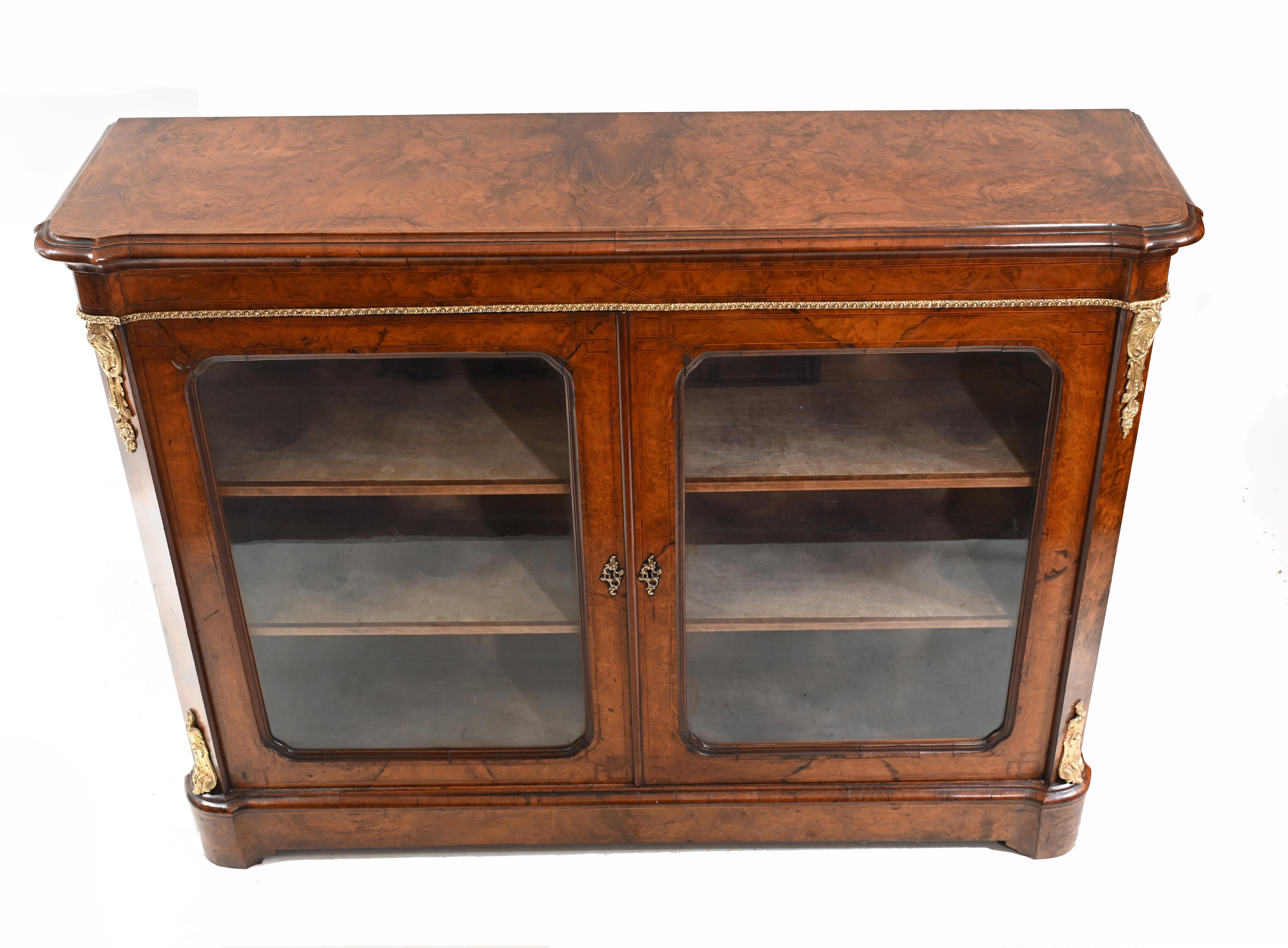Gorgeous two door Victorian pier cabinet
Hand crafted from burr walnut and dated circa 1860
Gorgeous piece of furniture
Bought from a dealer in Petworth, West Sussex
Some of our items are in storage so please check ahead of a viewing to see if