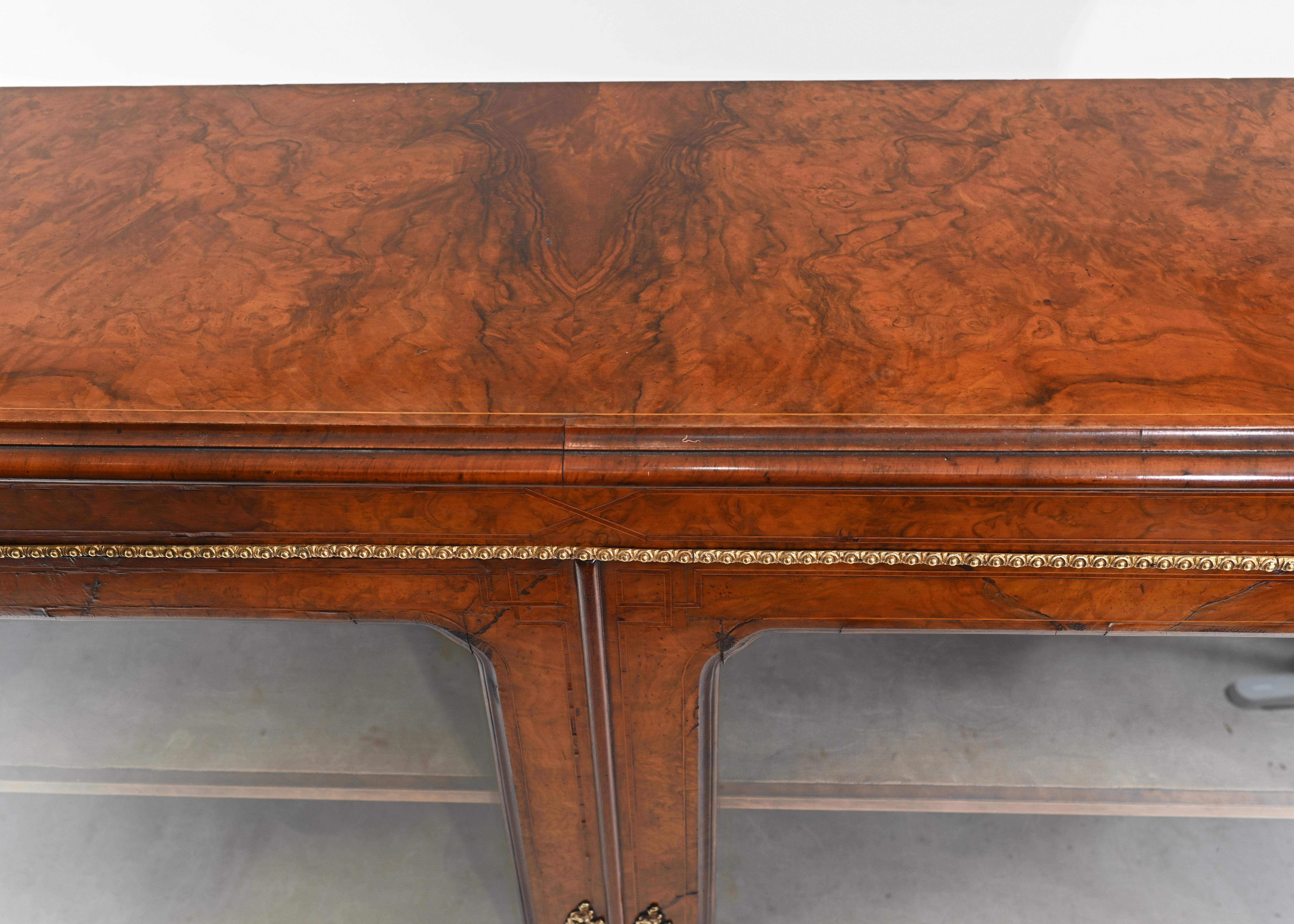 mueble victoriano