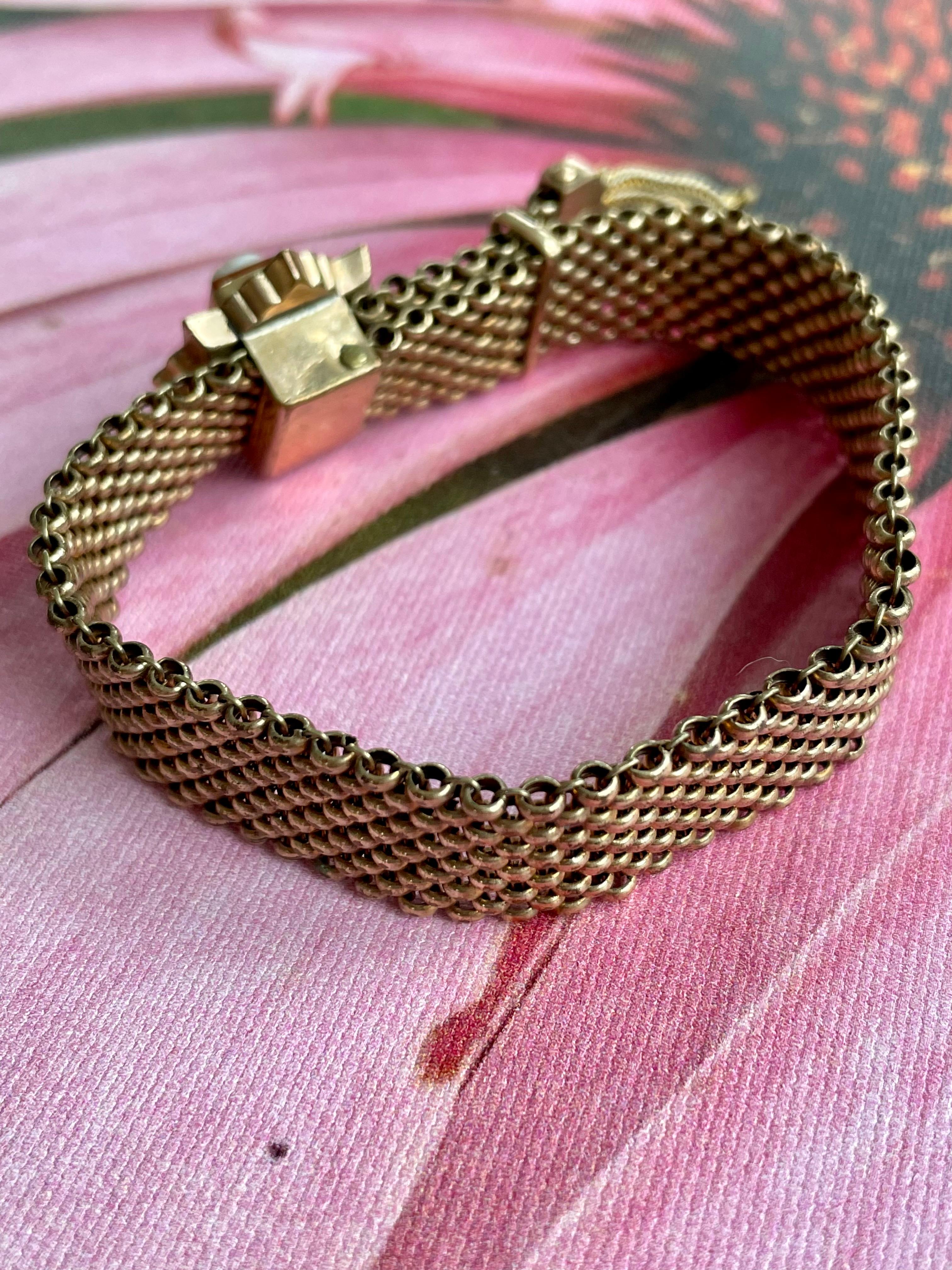Women's Victorian Pinch-Back Mesh Stone Cameo Gold-Filled Slide Bracelet with Fringe For Sale