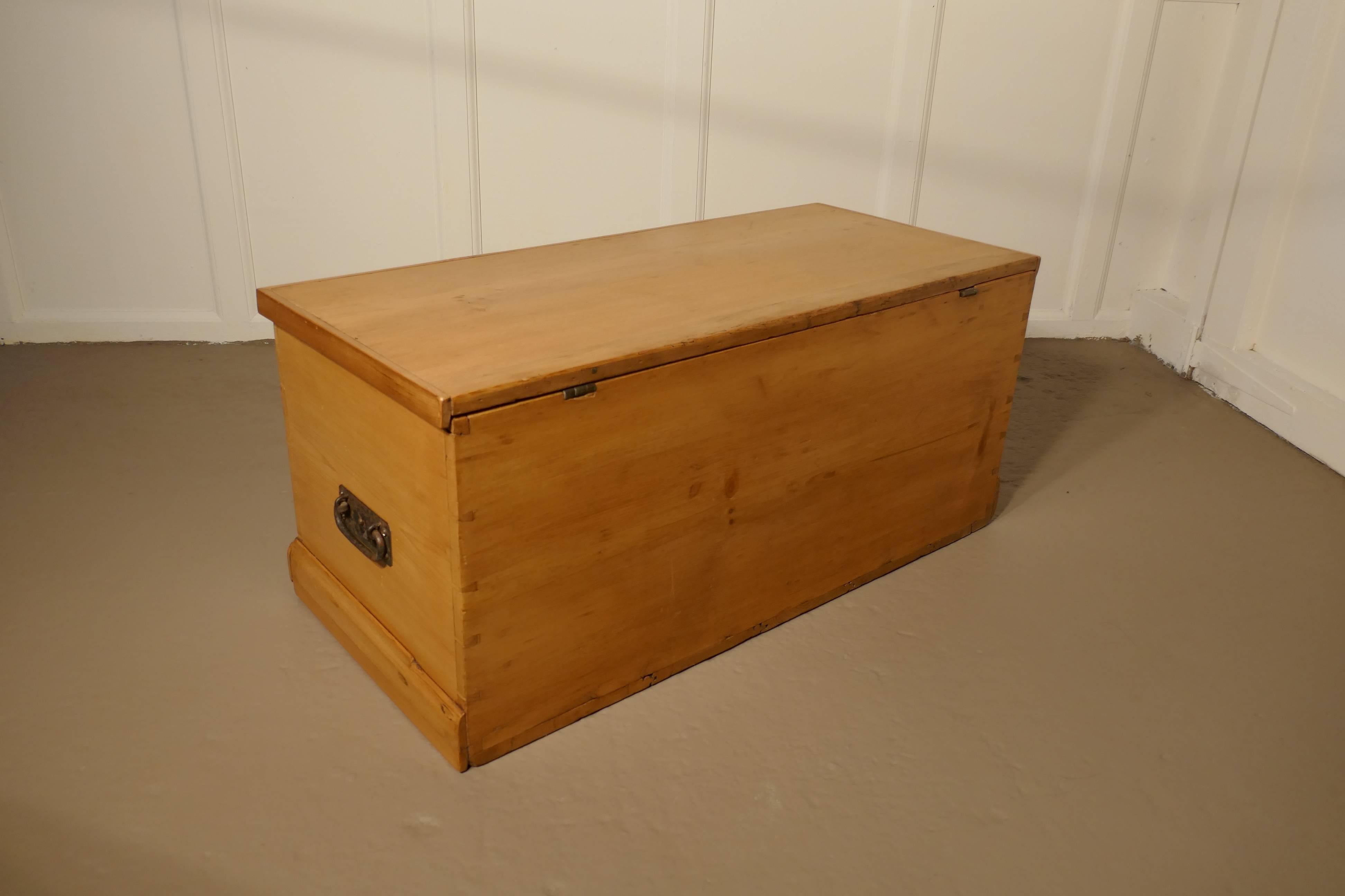 Victorian pine blanket box, coffee table or shoe tidy.
 
Victorian pine blanket box or coffee table
This is a good quality pine box it has been fully restored, it has a candle box inside and iron carrying handles outside and it stands on a small