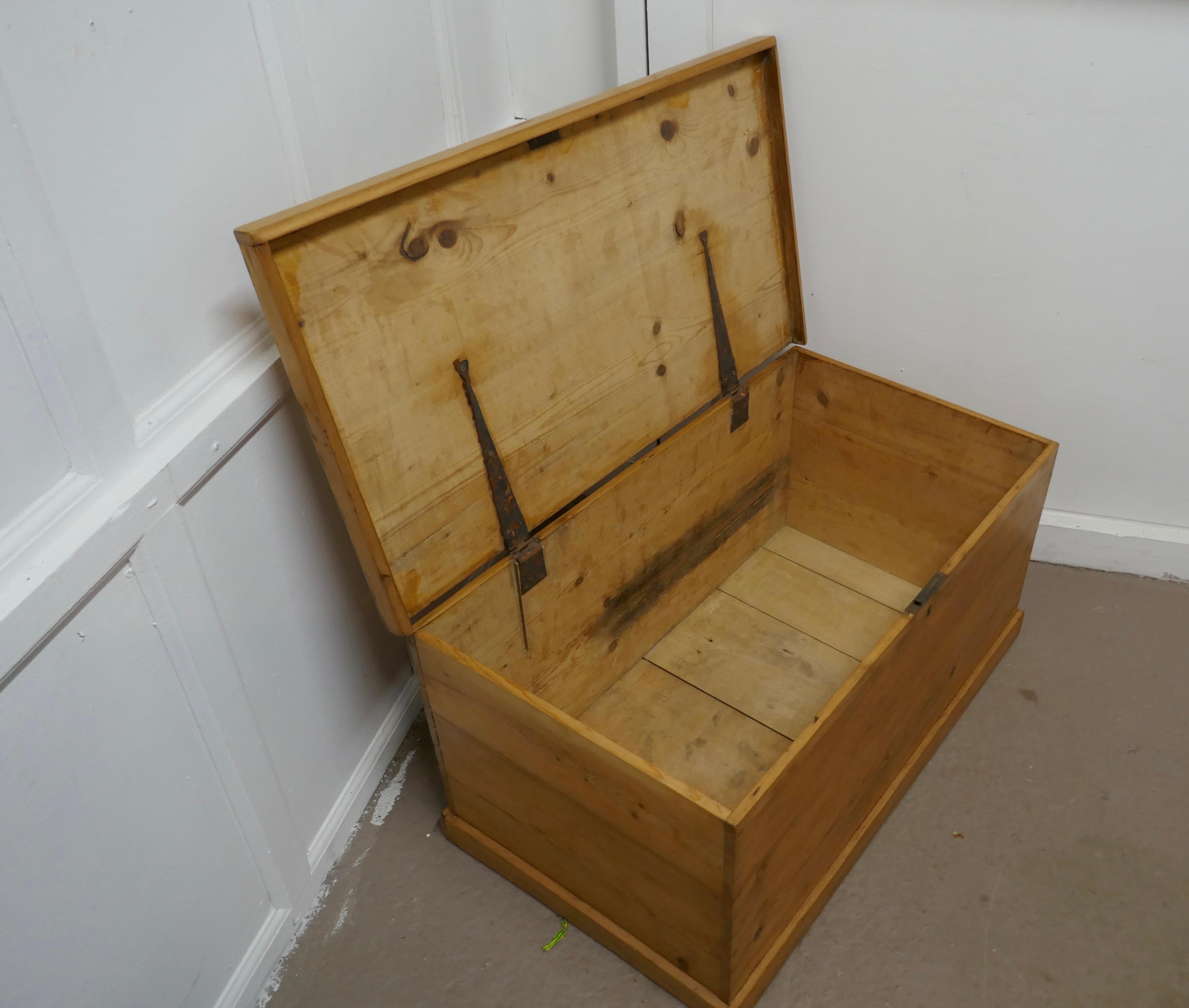 19th Century Victorian Pine Blanket Box, Coffee Table or Shoe Tidy