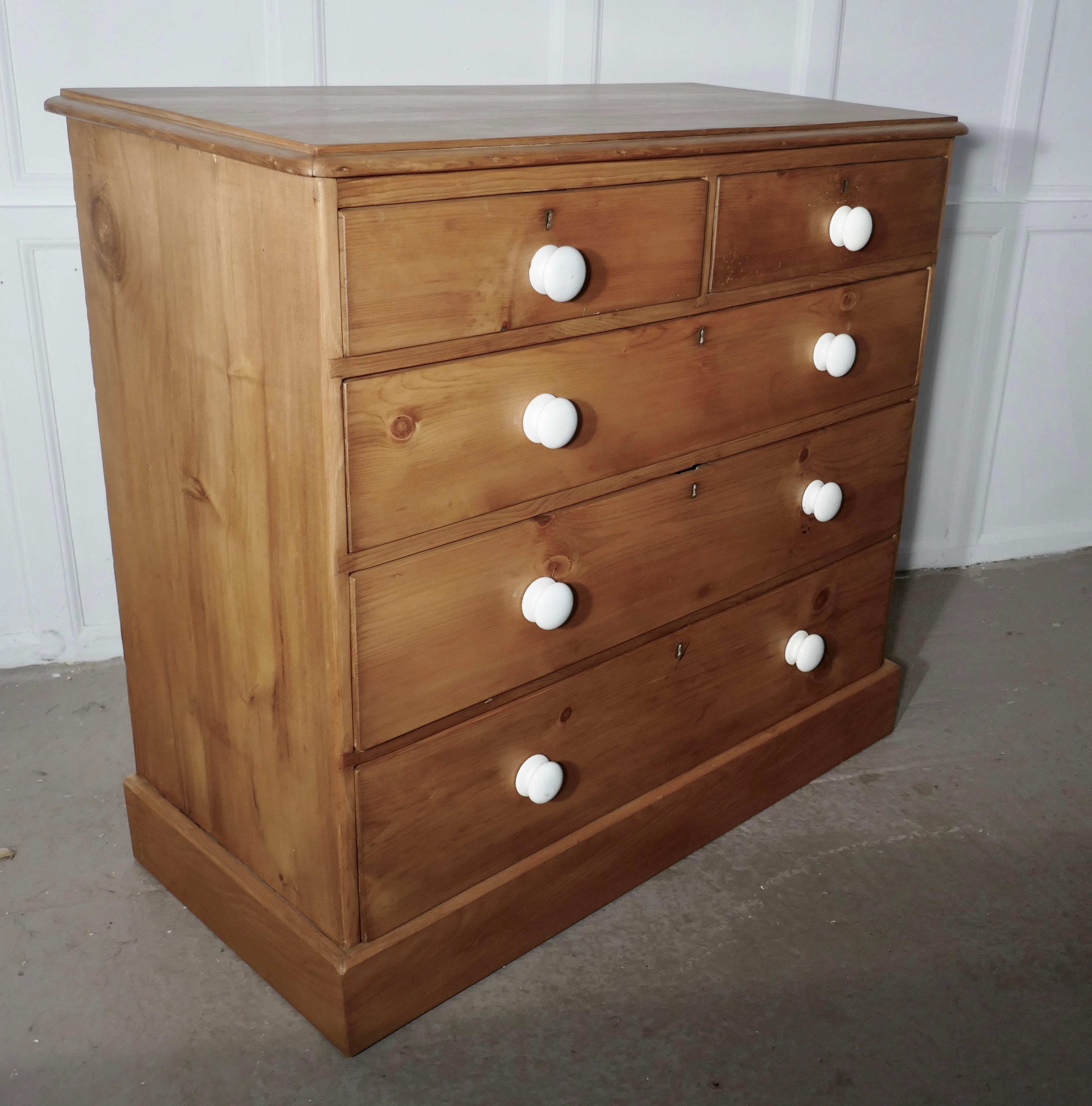 Victorian pine chest of drawers

Victorian pine chest of drawers dates from 1890 it has been stripped and waxed.
This is a very good quality pine chest, the large five-drawer version like this one is becoming a lot less common these days
The