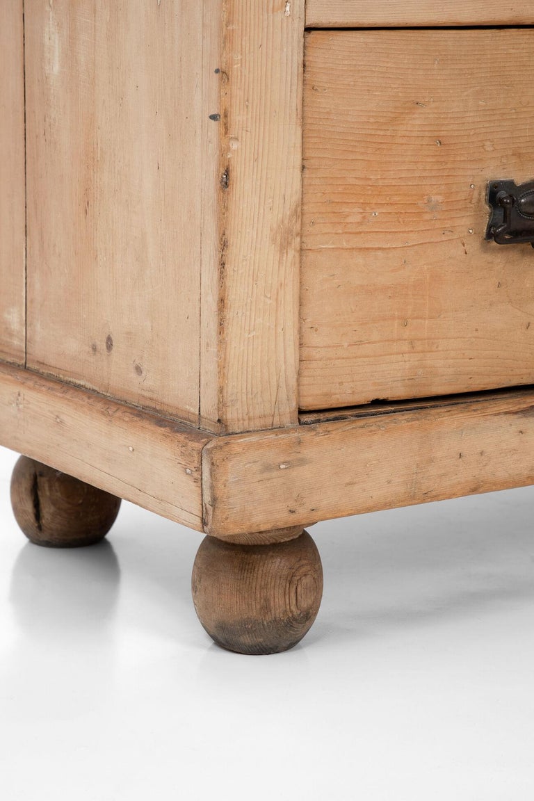 Victorian Pine Dresser Base with Four Ball Feet, circa 1880 For Sale at