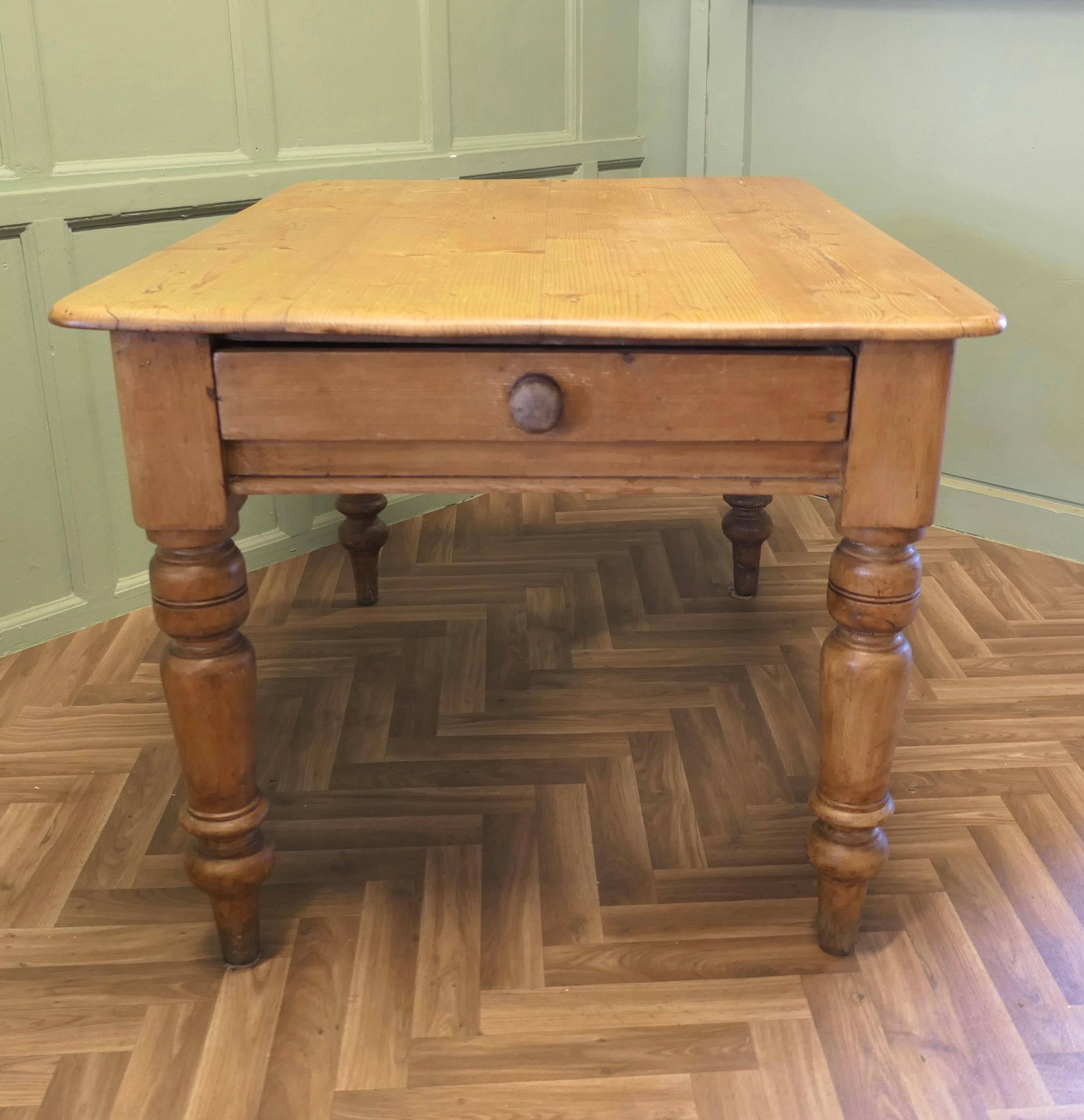 19th Century Victorian Pine Farmhouse Kitchen Table For Sale