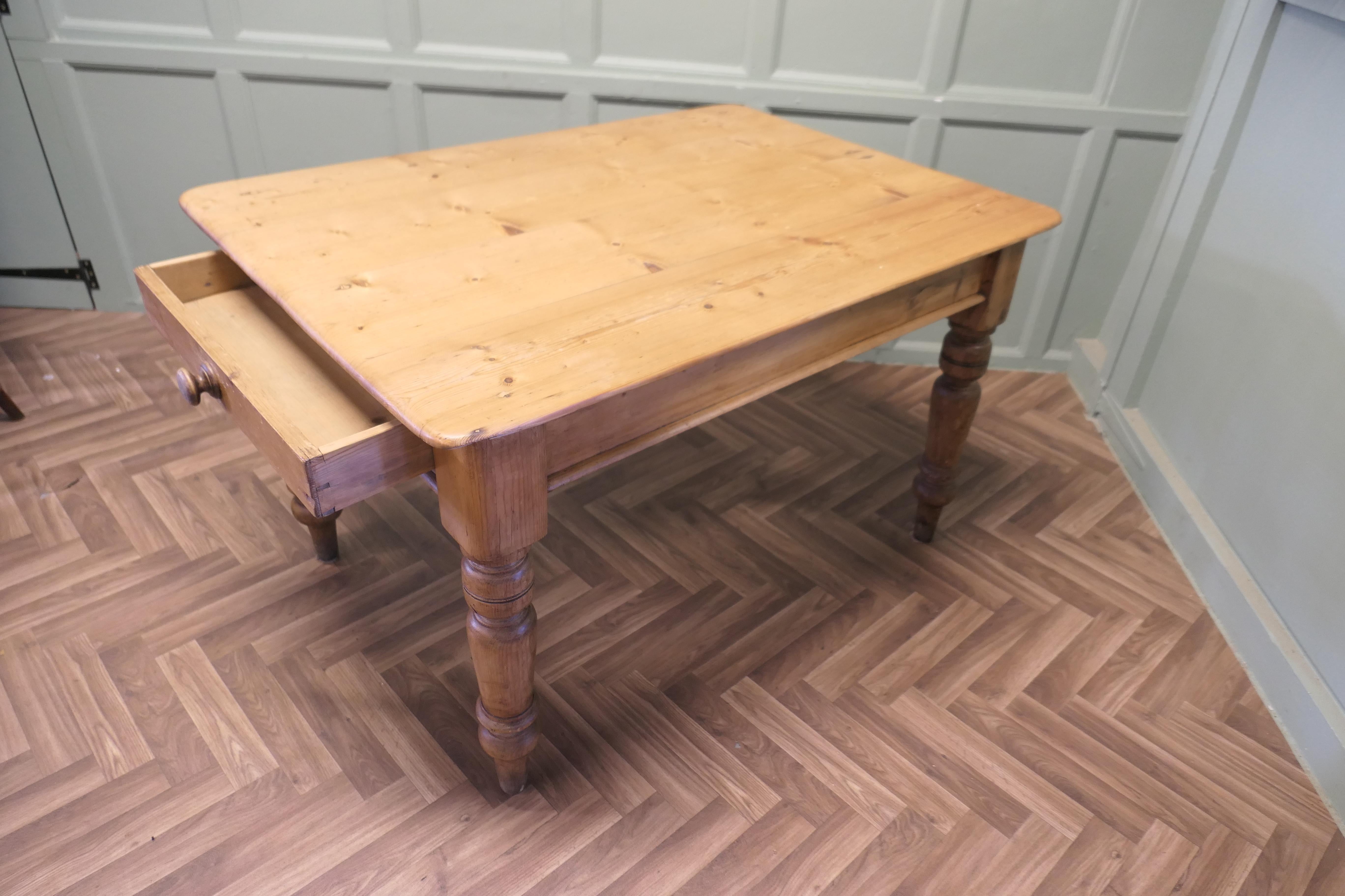Victorian Pine Farmhouse Kitchen Table For Sale 1