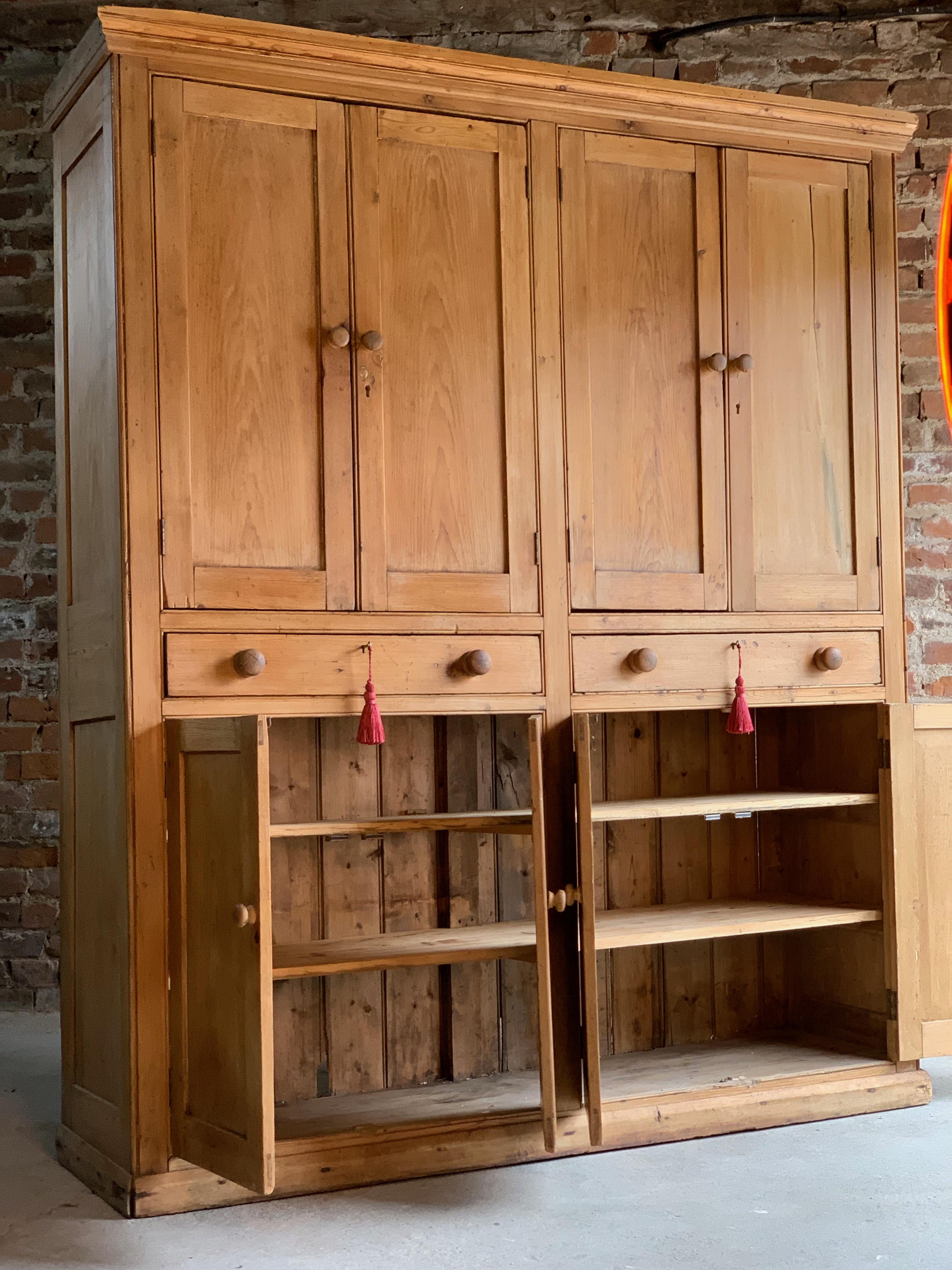 Late 19th Century Victorian Pine Housekeepers Cupboard Pantry Antique 19th Century, circa 1890