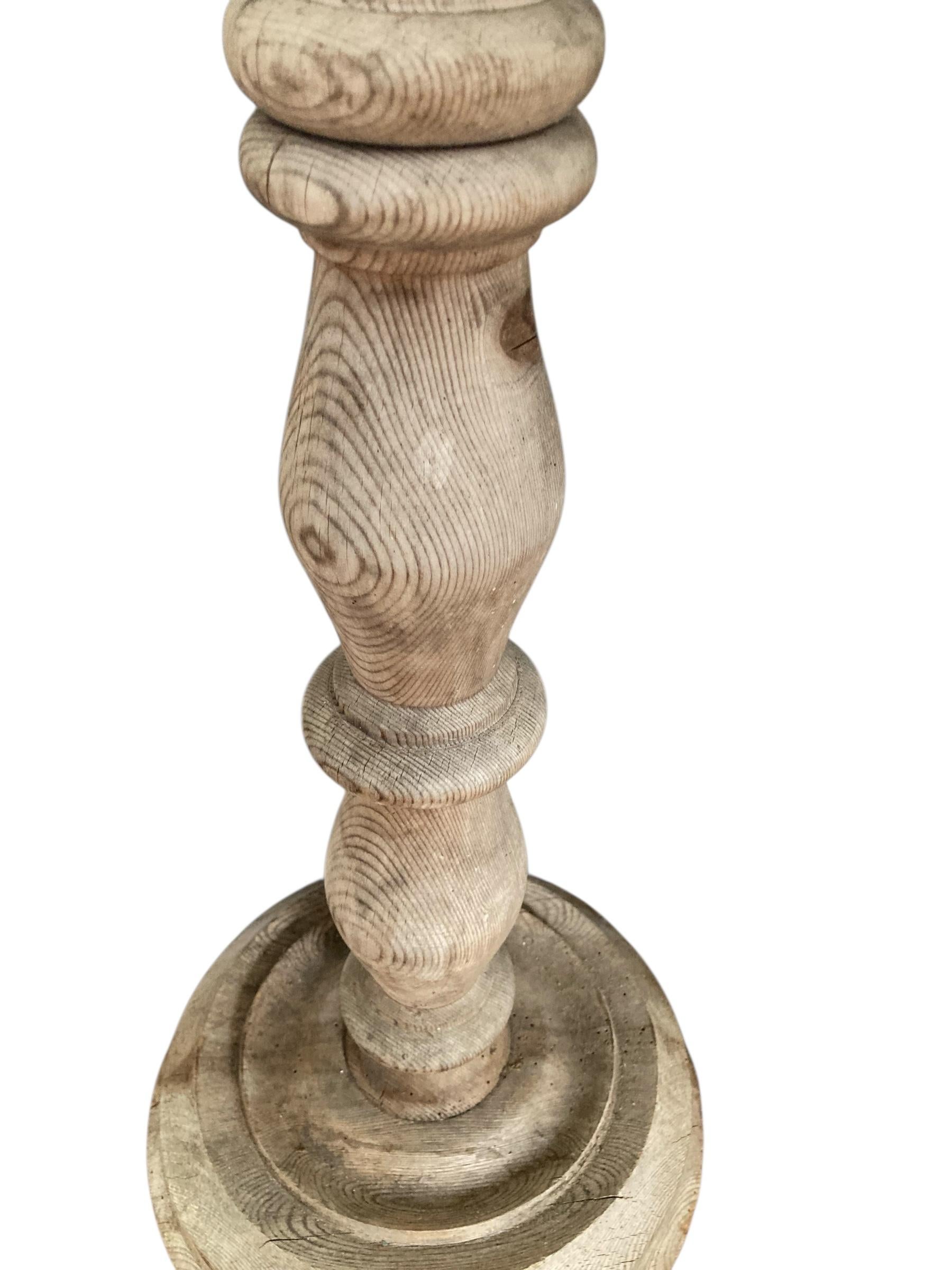 Jardinera o Antorcha Victoriana de Pino principios del siglo XX en venta