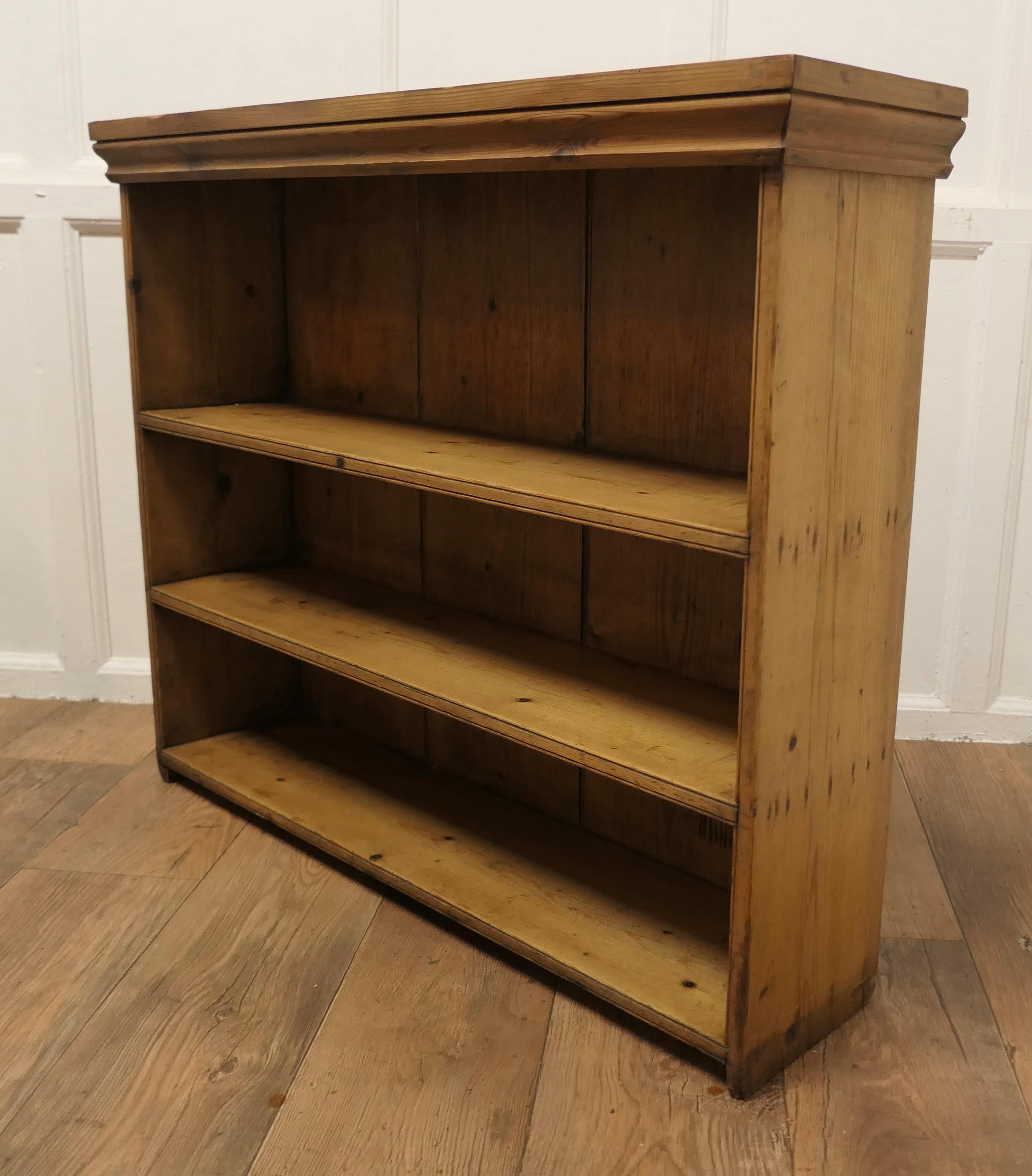 Victorian Pine Open Book Case, Wall Shelves  This is an excellent quality piece For Sale 1