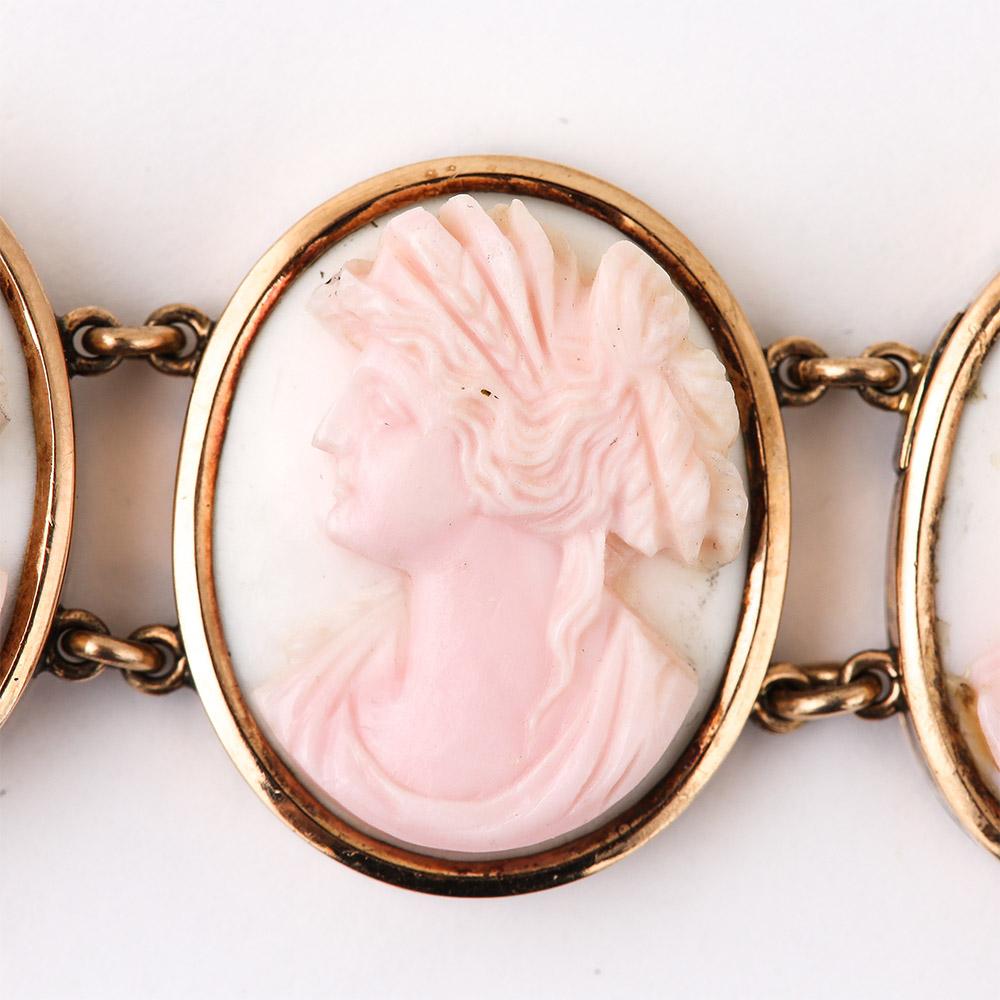 Victorian Pink and White Conch Shell Cameo Bracelet 14 Karat Gold, Dated 1892 In Good Condition In Lancashire, Oldham