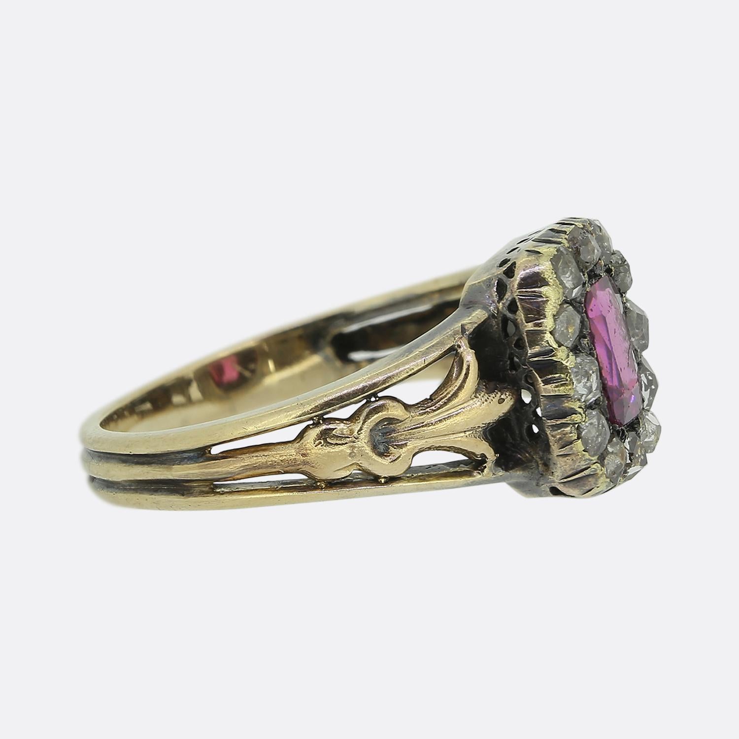 Viktorianischer Pink Paste und Diamant Cluster Ring (Rosenschliff) im Angebot