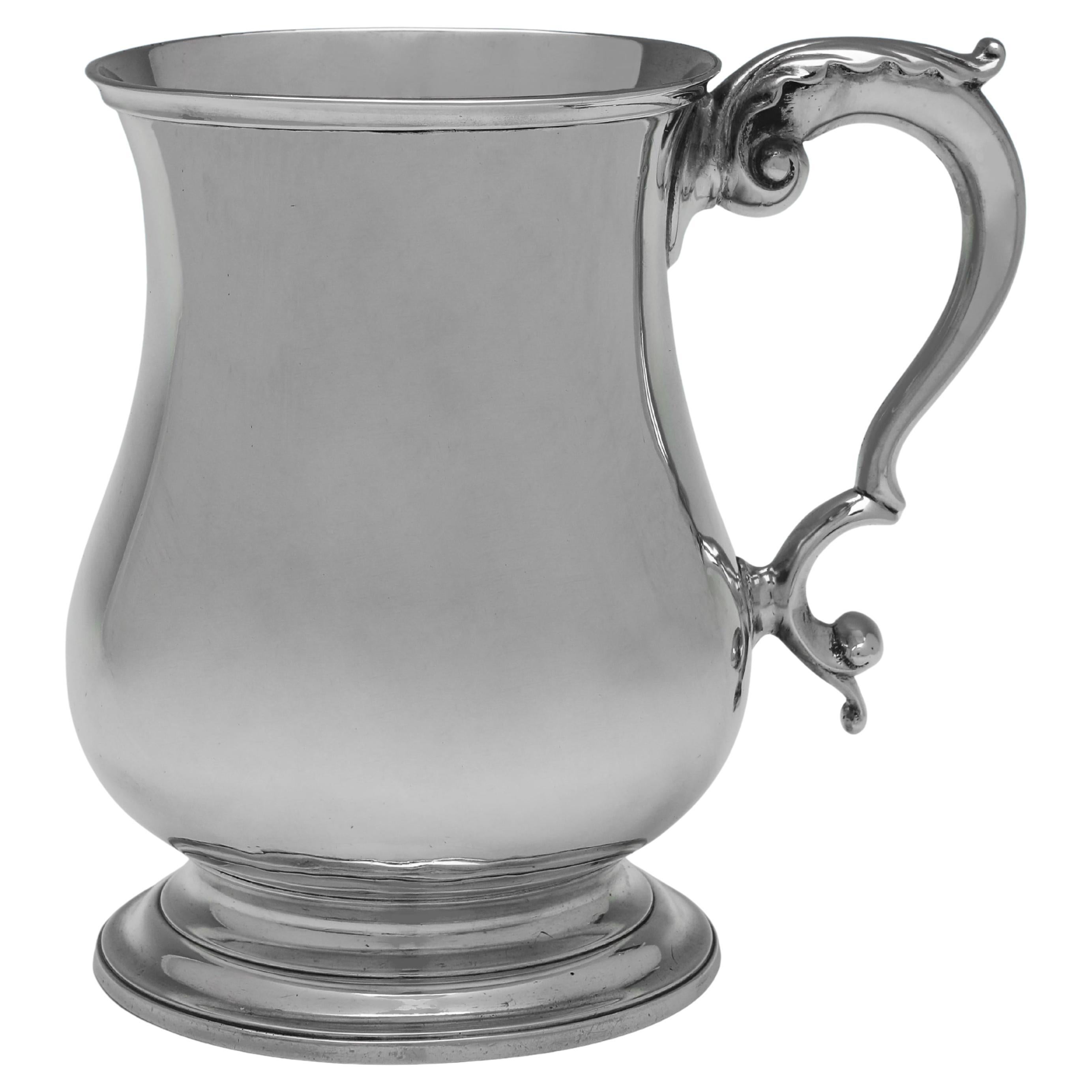 Jarra de cerveza victoriana tamaño pinta de plata de ley fabricada en Londres en 1876