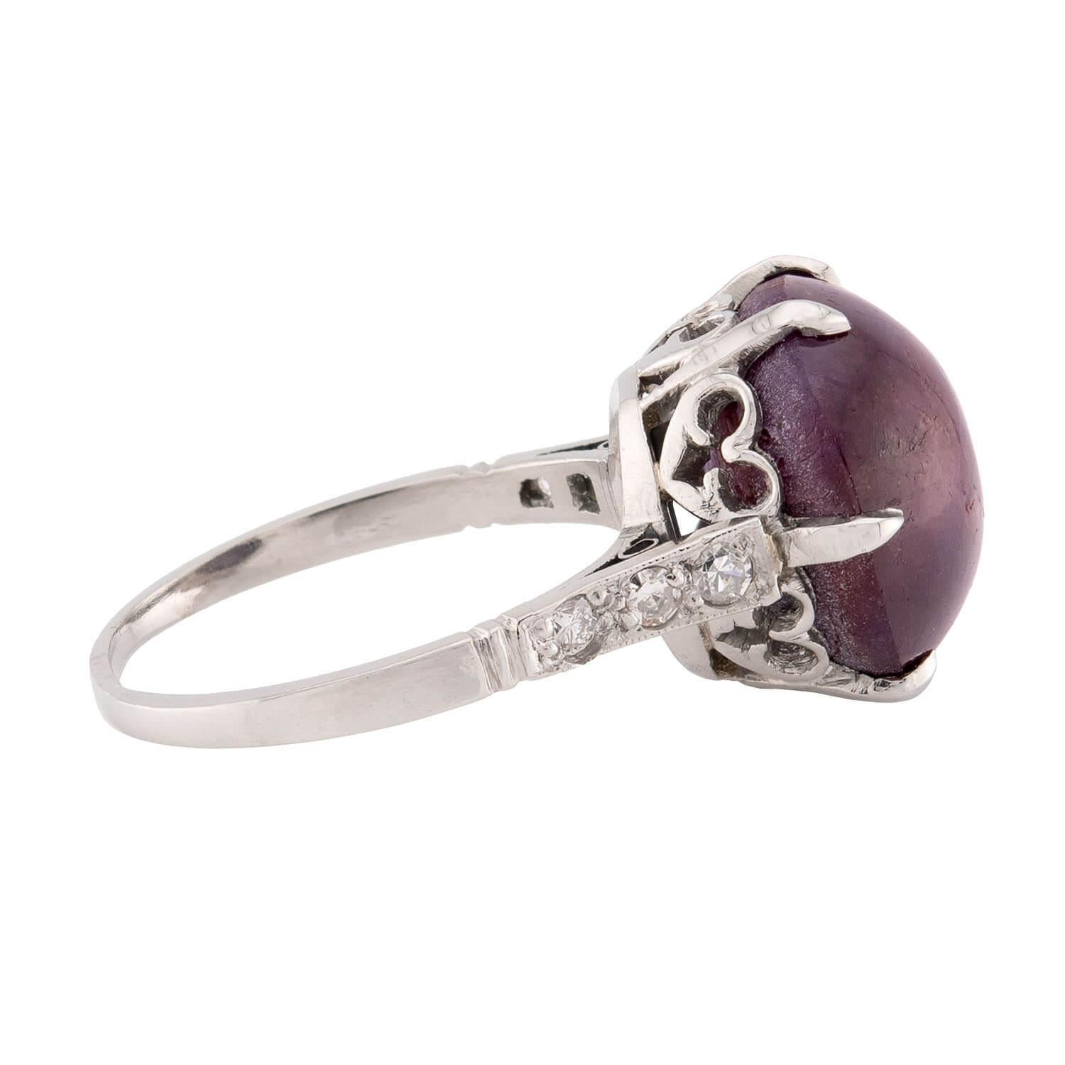 Vittoriano Anello vittoriano in platino con rubino e diamanti in vendita