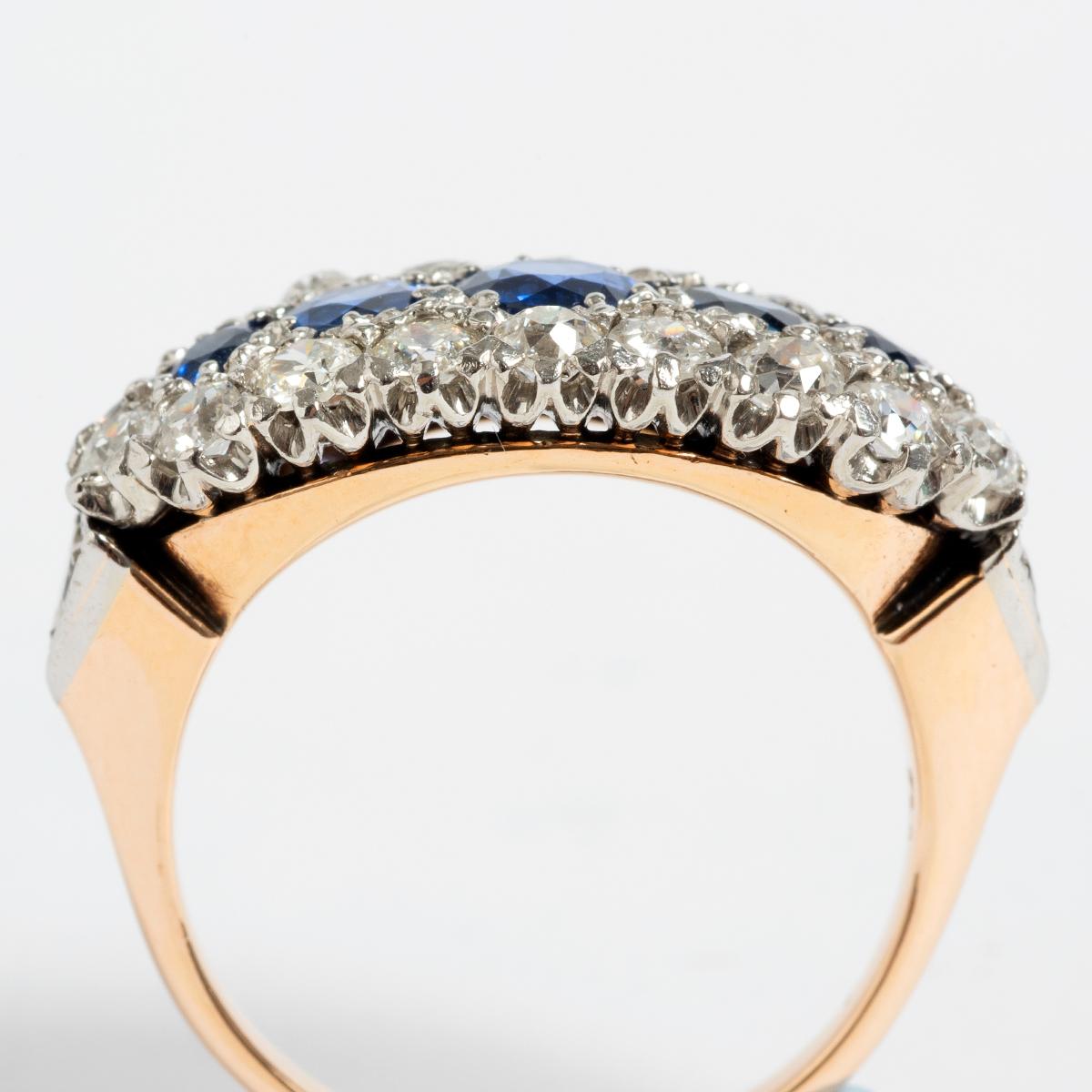 Mixed Cut Victorian Platinum & Sapphire Diamond Ring, 18K Yellow Gold. 1890's. For Sale