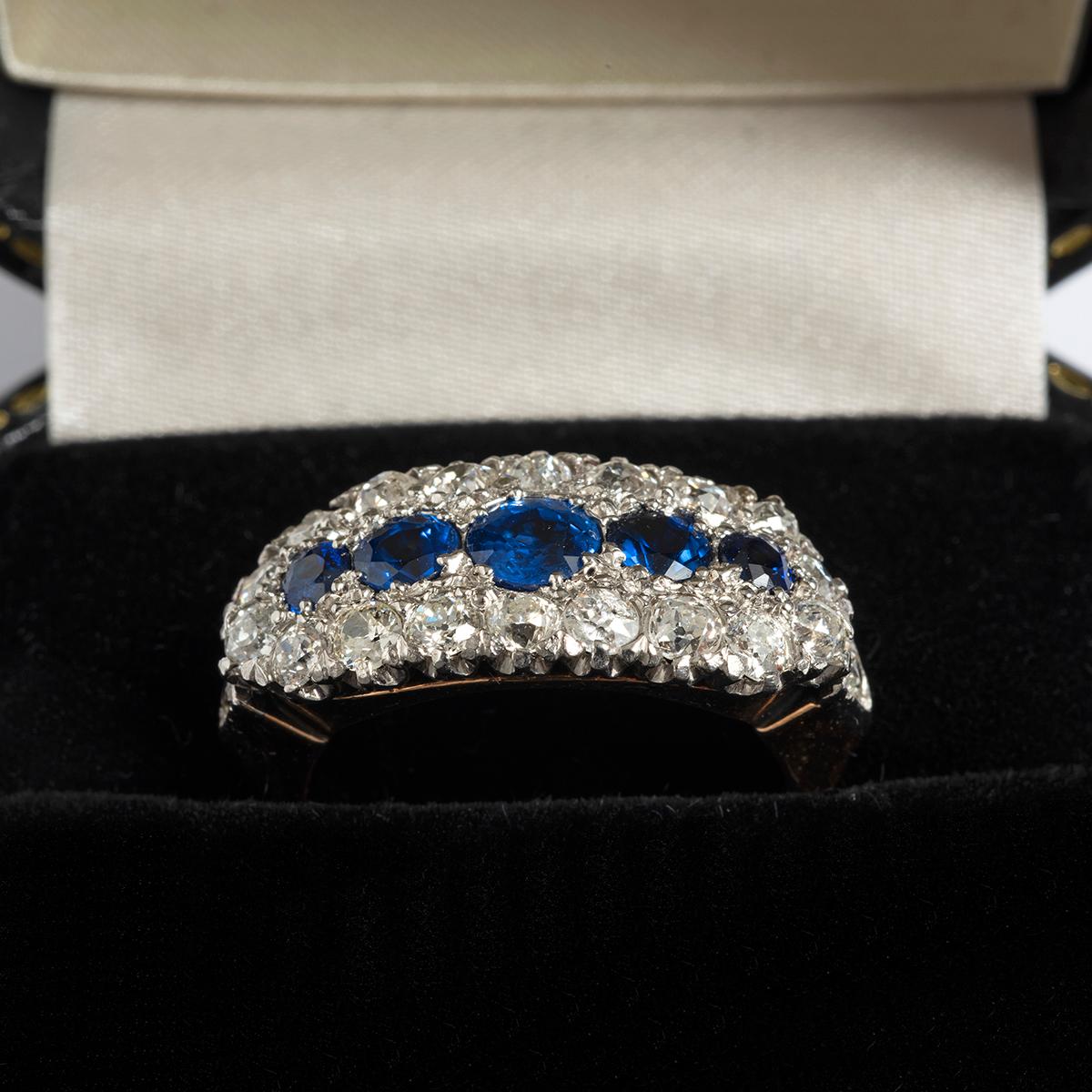 Victorian Platinum & Sapphire Diamond Ring, 18K Yellow Gold. 1890's. In Excellent Condition For Sale In Canterbury, GB