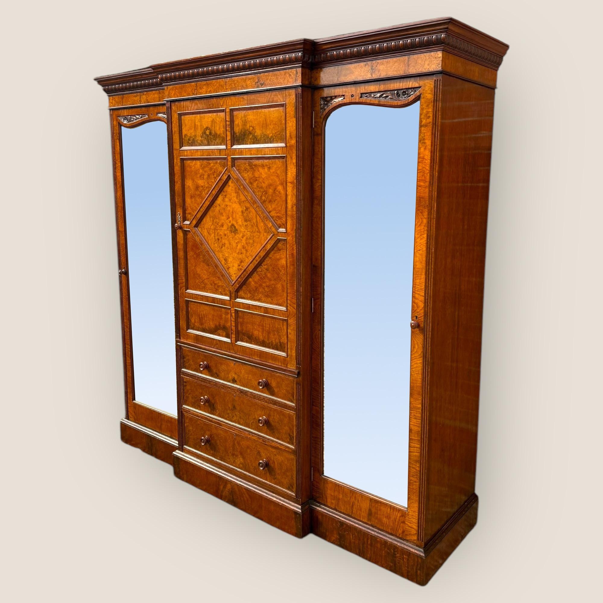 Suite de chambre à coucher victorienne en chêne Pollard par Maple & Co en vente 1