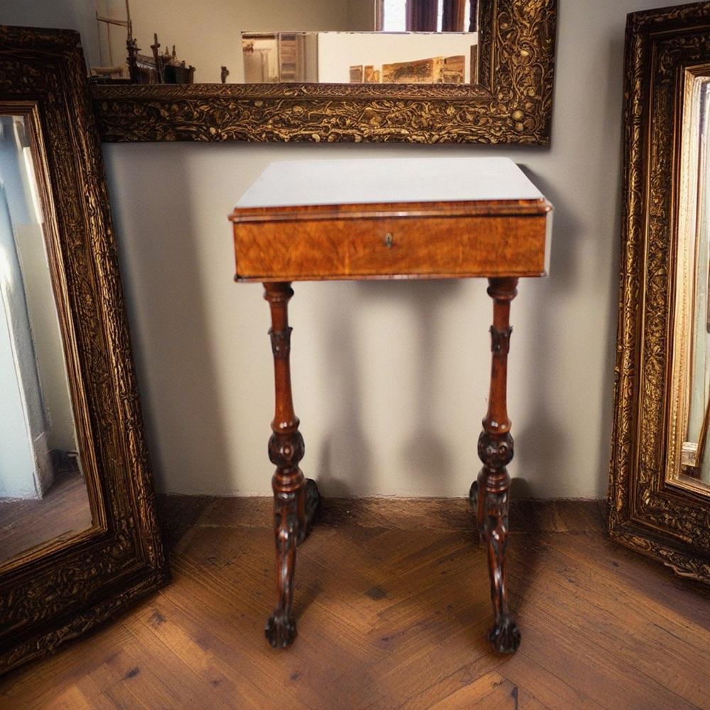 Mesa de trabajo inglesa victoriana de roble Pollard en venta 1