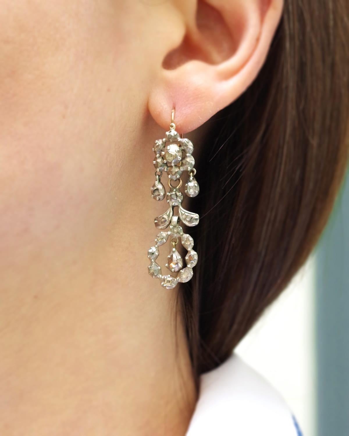 Victorian Provençal diamond drop earrings, 18 karat gold and silver In Good Condition For Sale In PARIS, FR