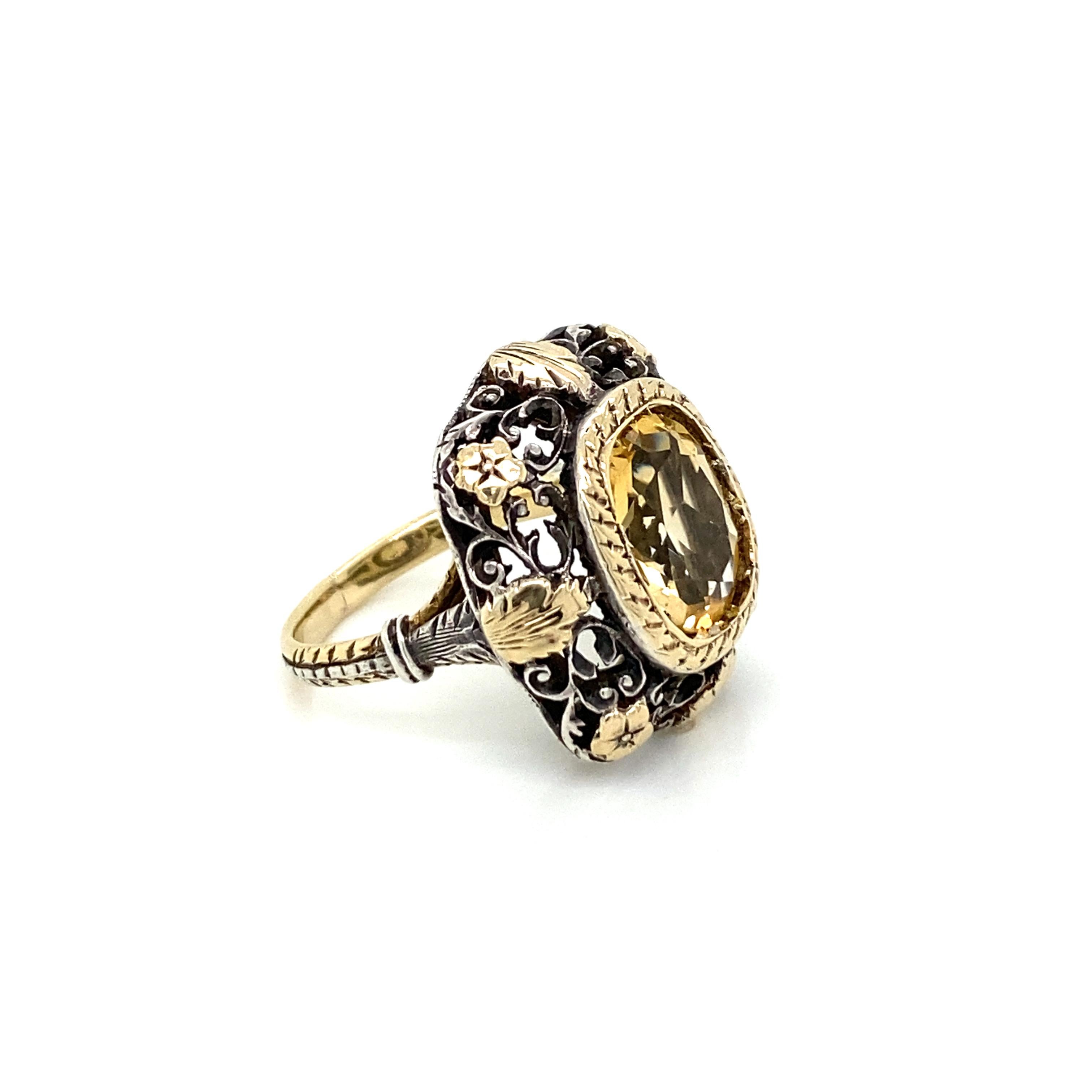 Women's Victorian Quartz Gold Ring