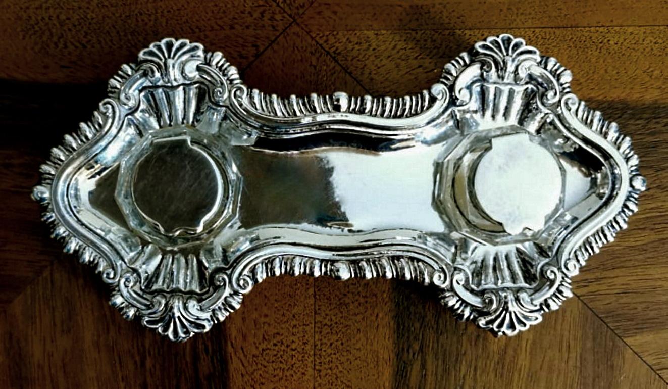 Victorian English Inkwell in Silver Plated, Queen Anne Style  For Sale 7