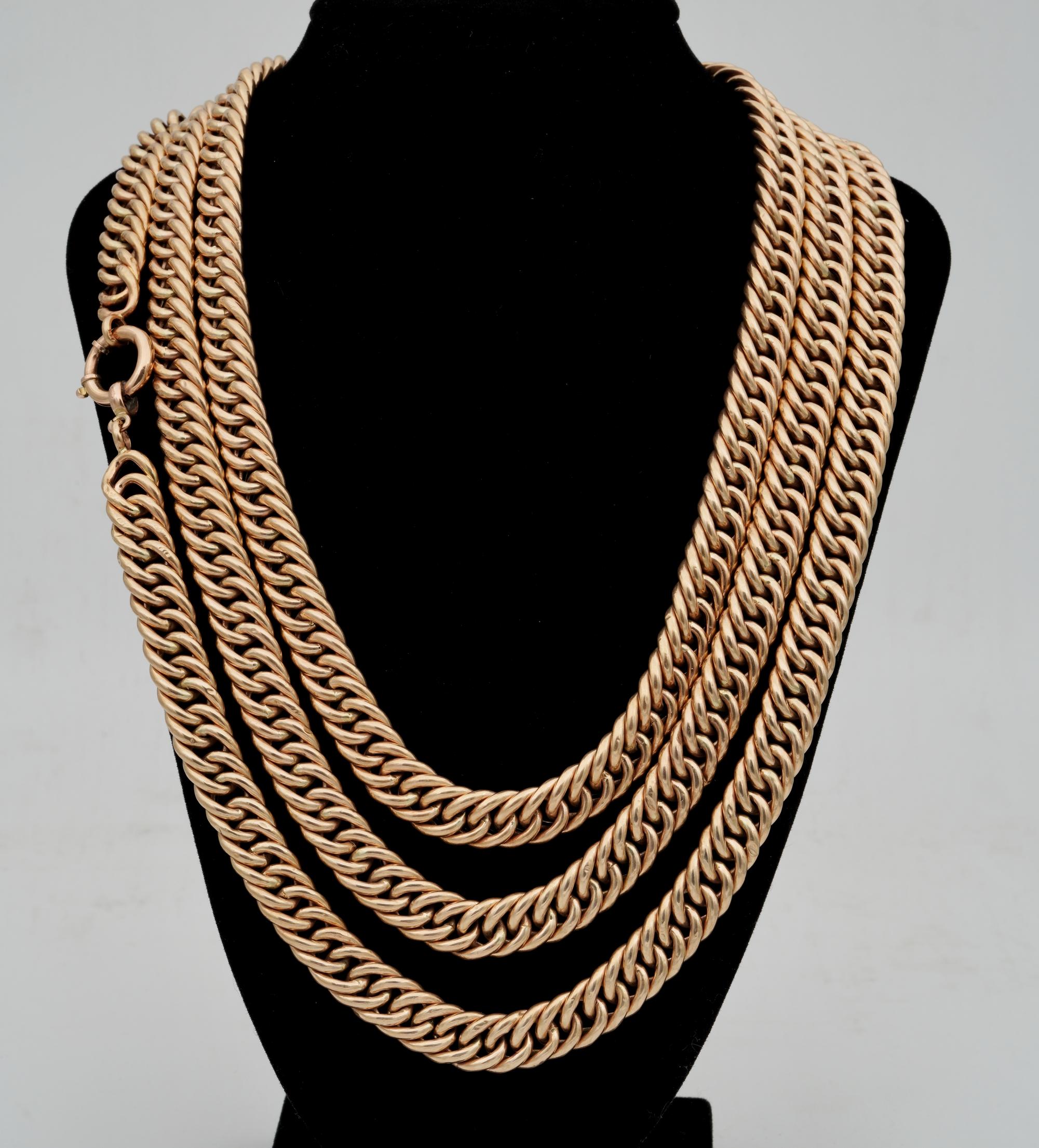 Die Raritätenecke

Selten, selten im Handel vor allem diese Länge, viktorianischen Zeit massiv 14 Kt Roségold, hohle Hand gemacht Curb Kette von immenser Schönheit
Überraschend lange und große Glieder, wirklich bezaubernd, wenn sie getragen