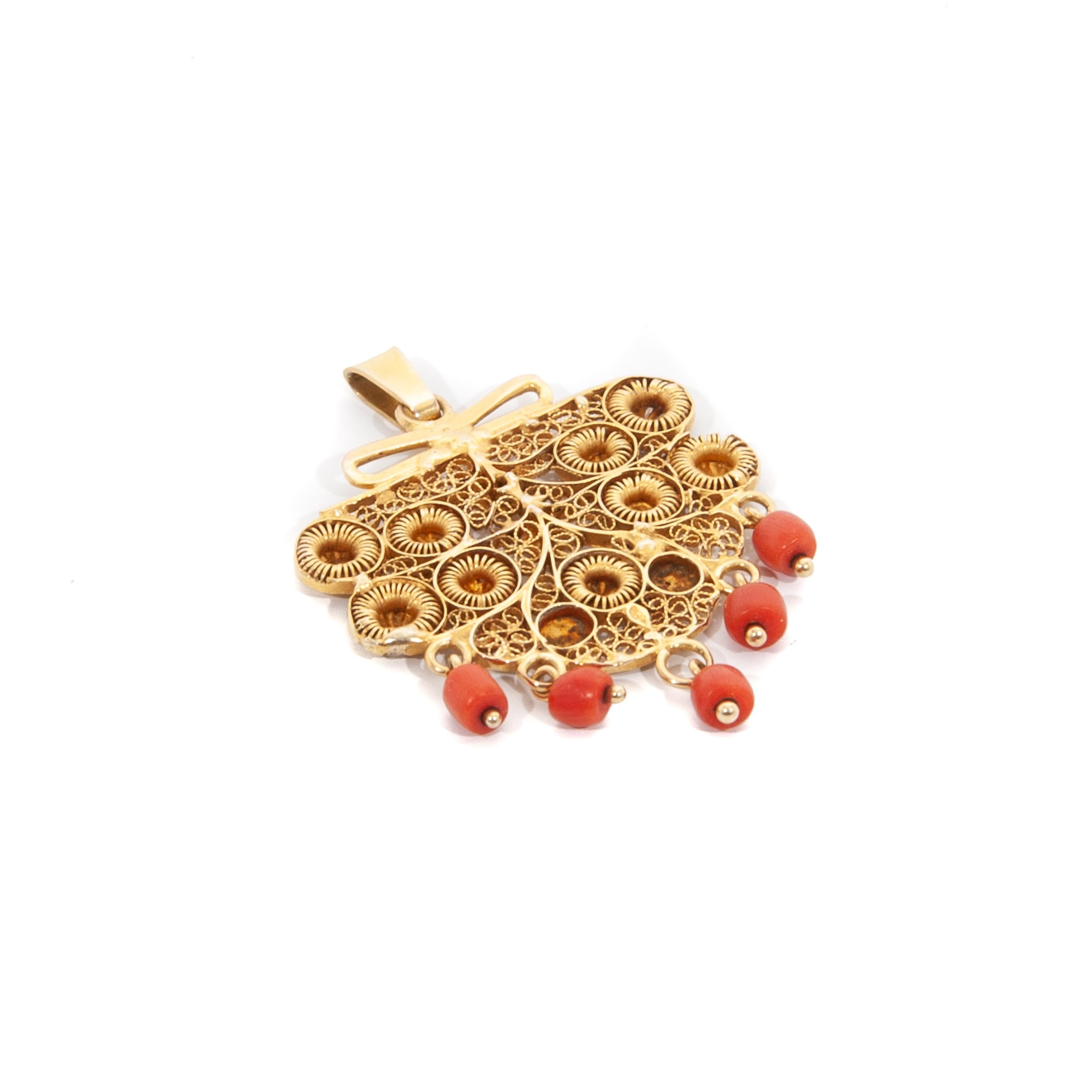 Bead Antique Coral and Filigree 14K Gold Pendant For Sale