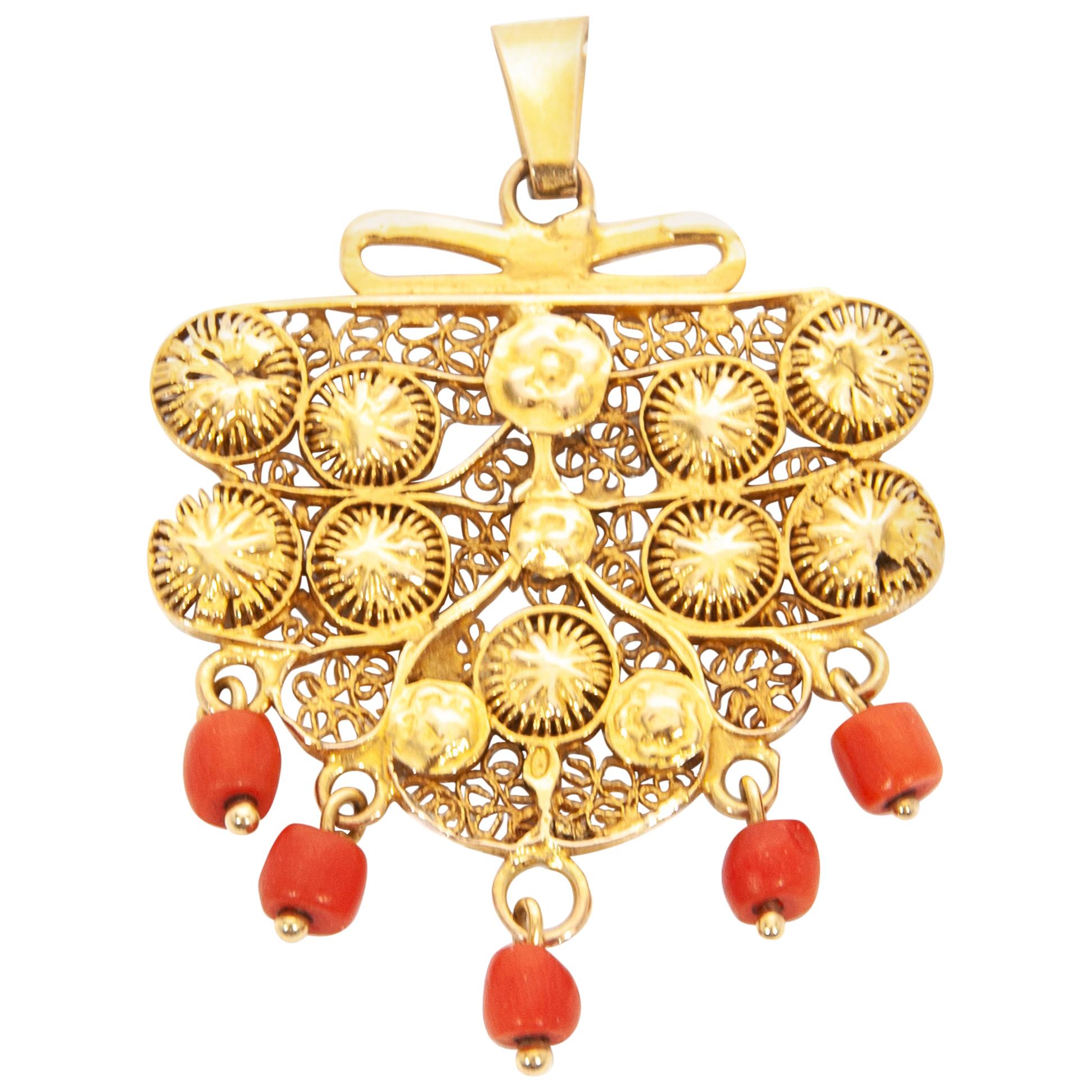 19th Century Red Coral Filigree and Cannetille 14K Gold Pendant
