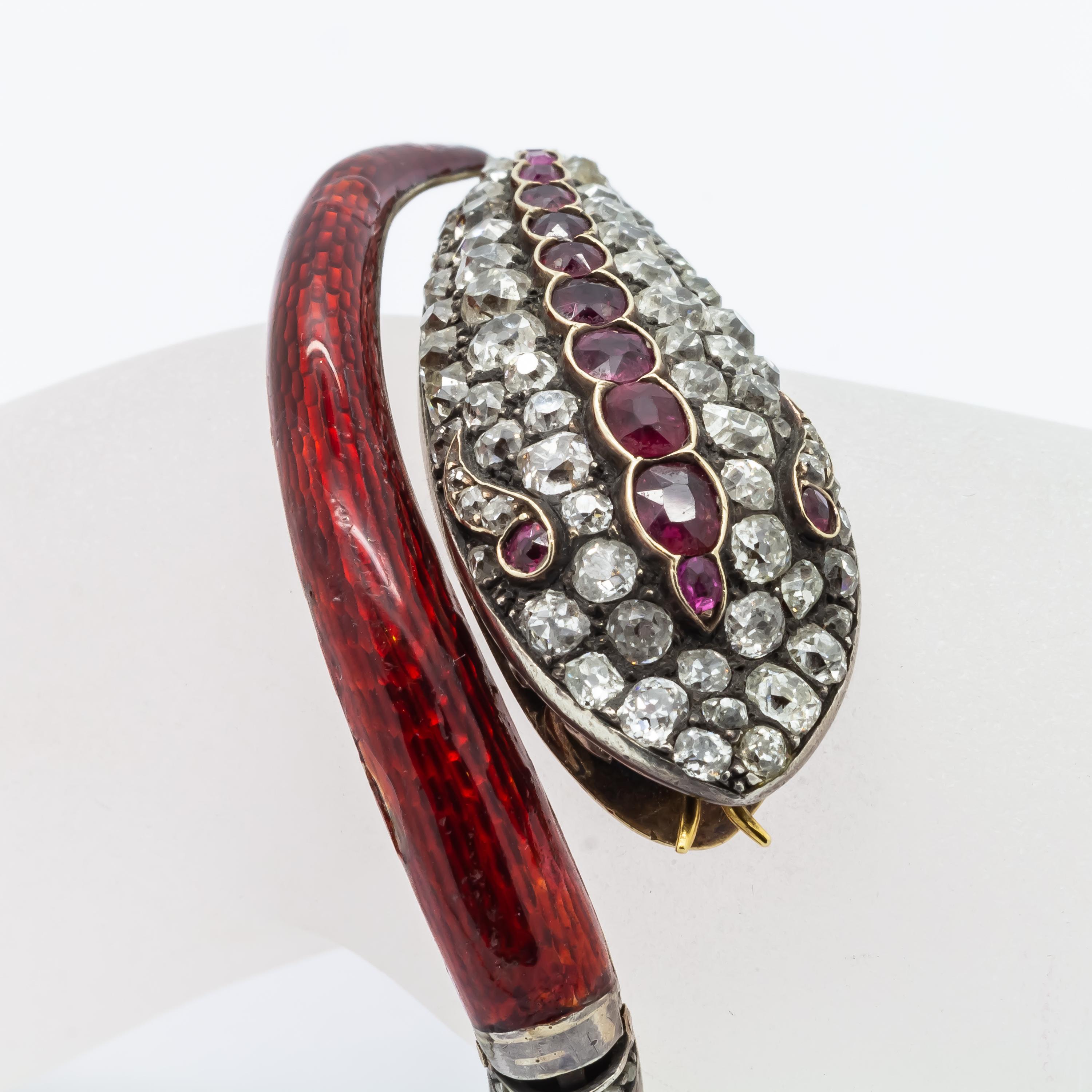 Victorian Red Enamel Diamond and Ruby Snake Bangle, circa 1860 In Fair Condition For Sale In London, GB