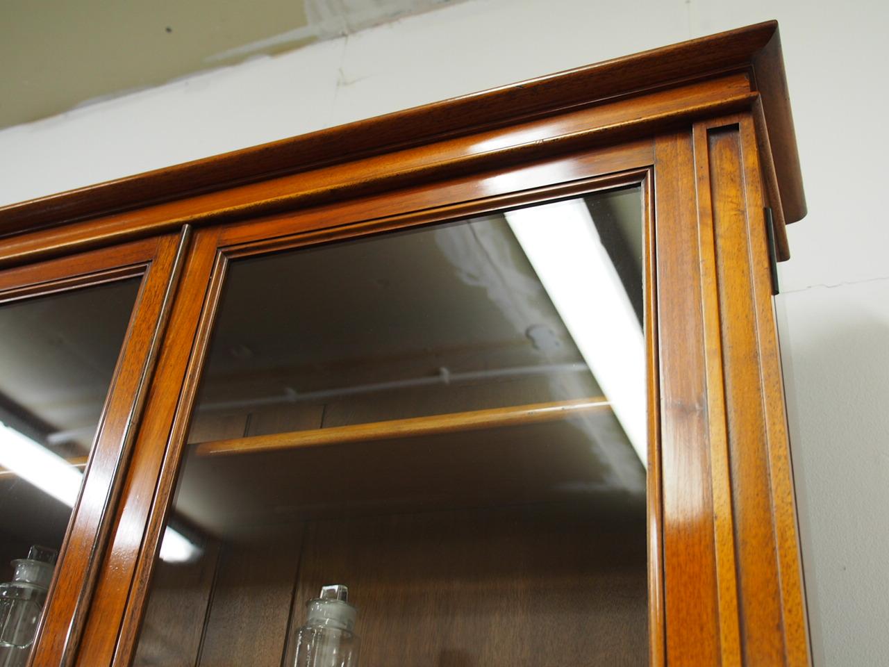 Victorian Red Walnut Cabinet Bookcase or Display Cabinet, circa 1880 2