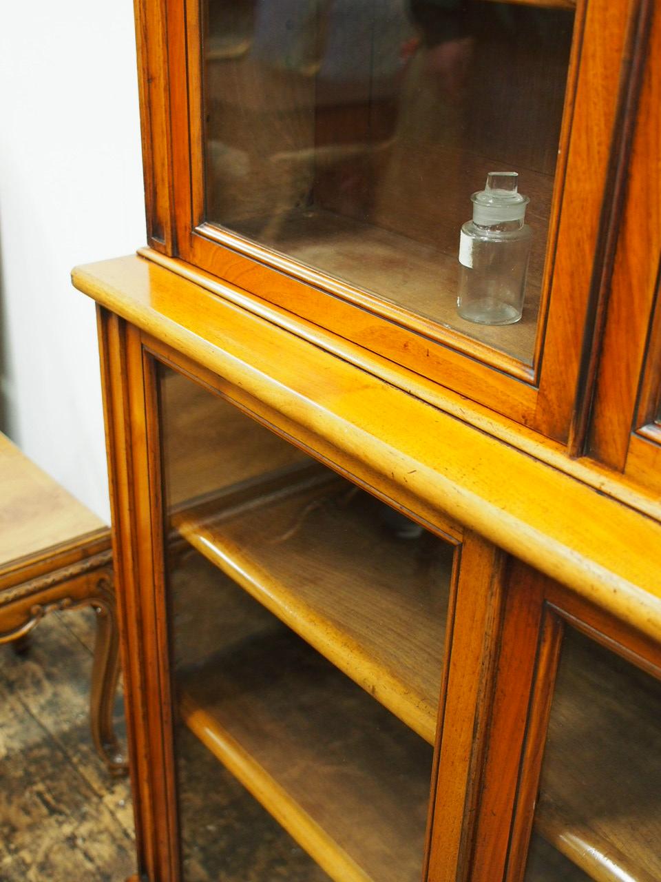 Victorian Red Walnut Cabinet Bookcase or Display Cabinet, circa 1880 3