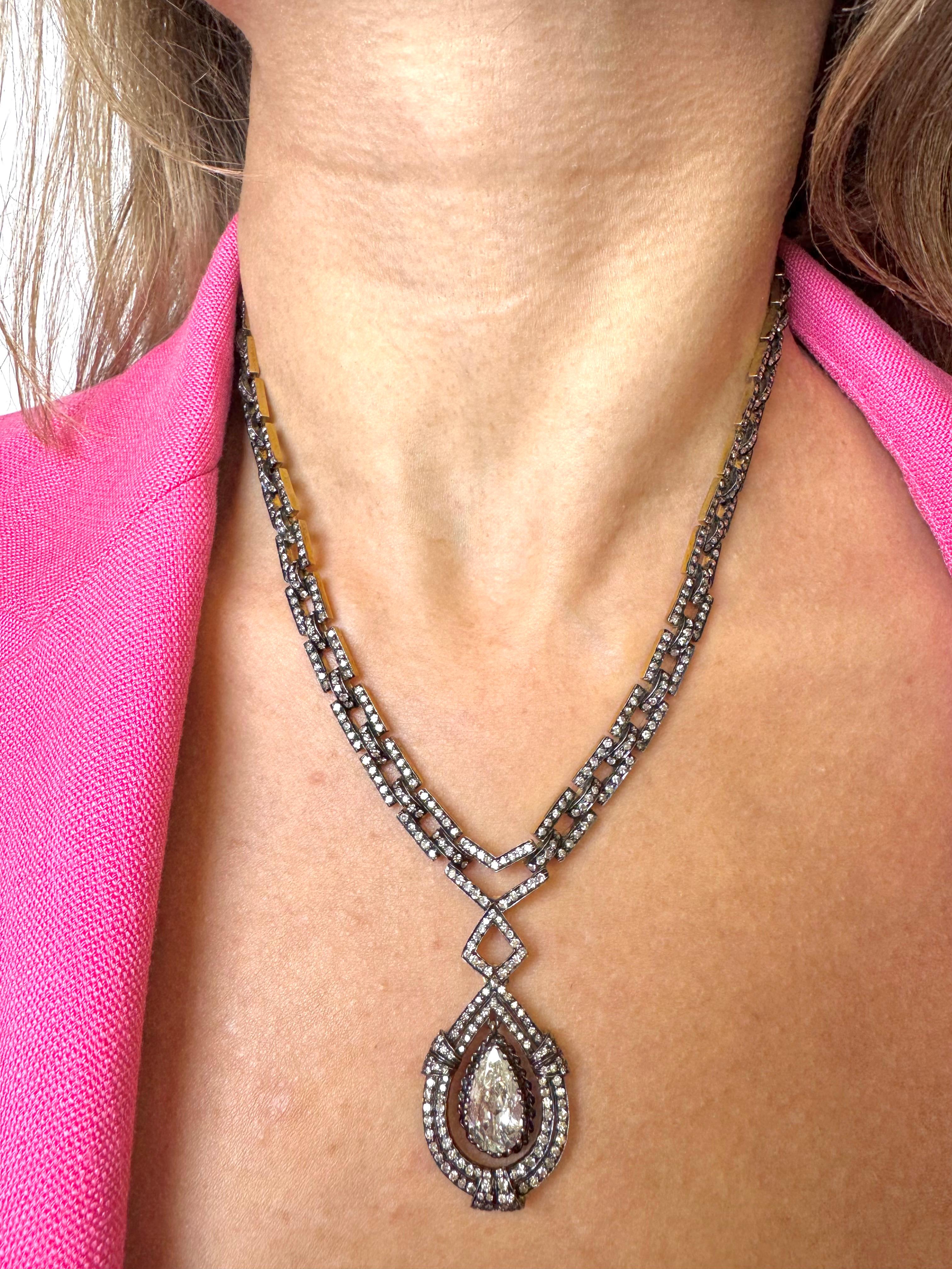 Collana di diamanti in oro e argento 18 carati in stile vittoriano-rinascimentale in vendita 1