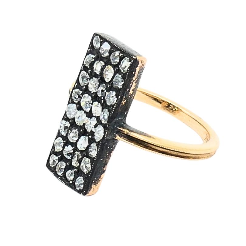 Vittoriano Anello con diamante Revival vittoriano in oro 14k in vendita