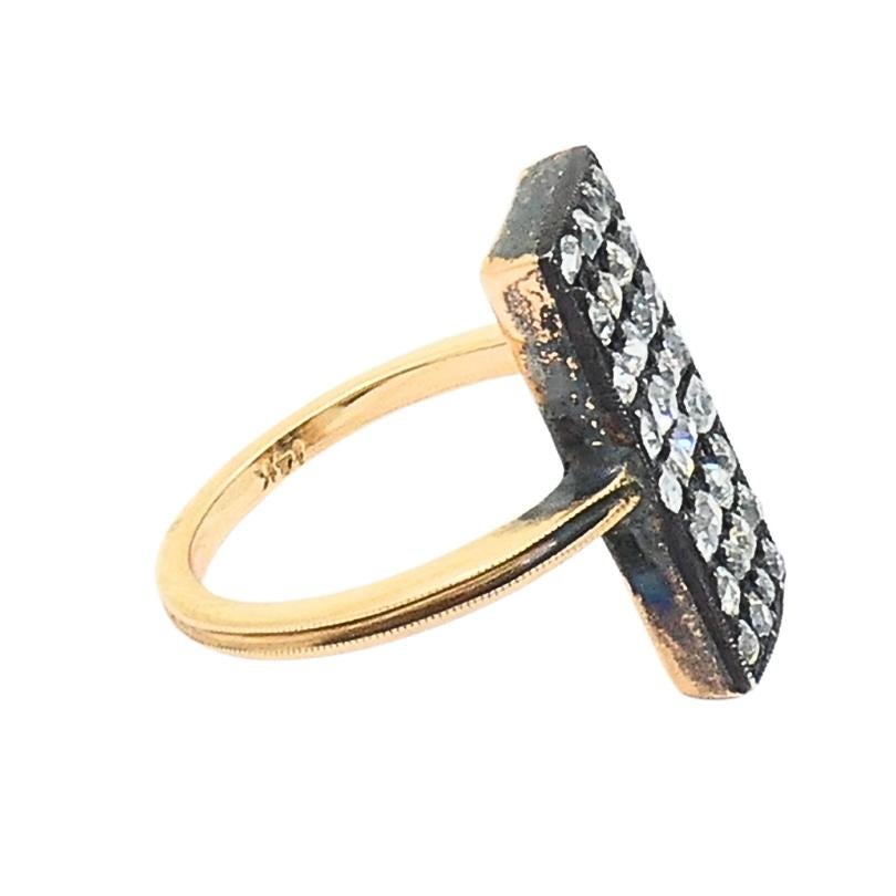 Taglio vecchia miniera Anello con diamante Revival vittoriano in oro 14k in vendita