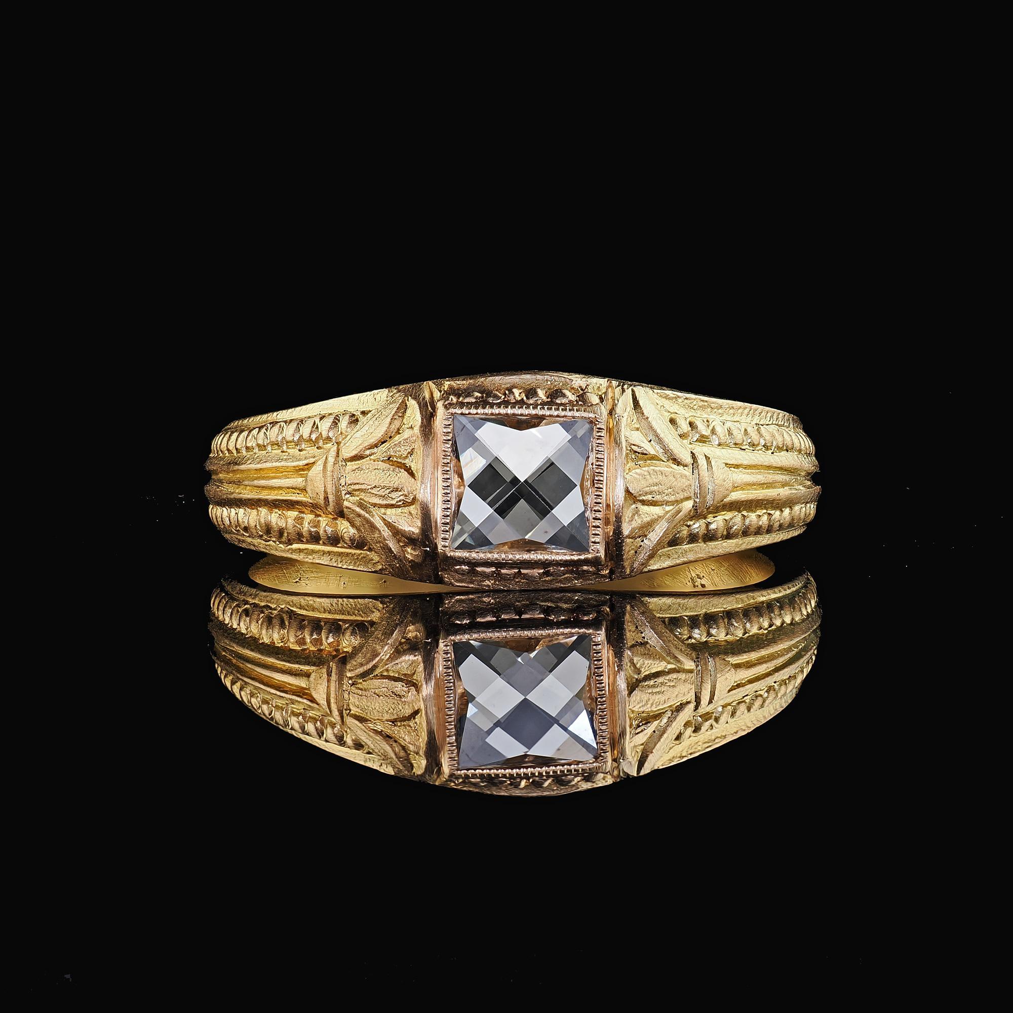 Bague de fiançailles française de style néo- victorien en or vert 18 carats avec diamant taille française en vente 1