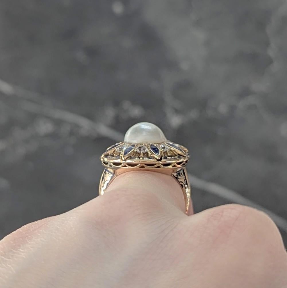 Anello aureola vintage in oro 14 carati con perle e diamanti di epoca rinascimentale in vendita 1